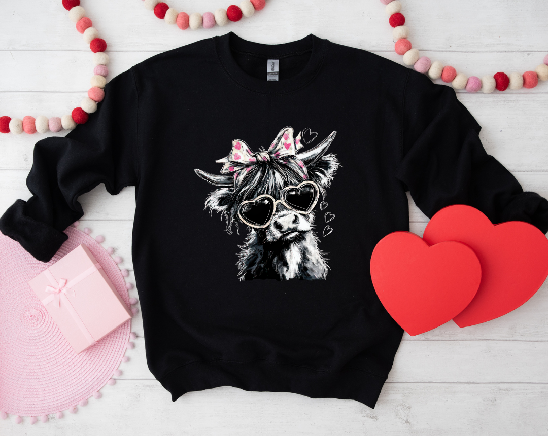 VALENTINE HALF TONE HIGHLAND COW SHORT SLEEVE TEE