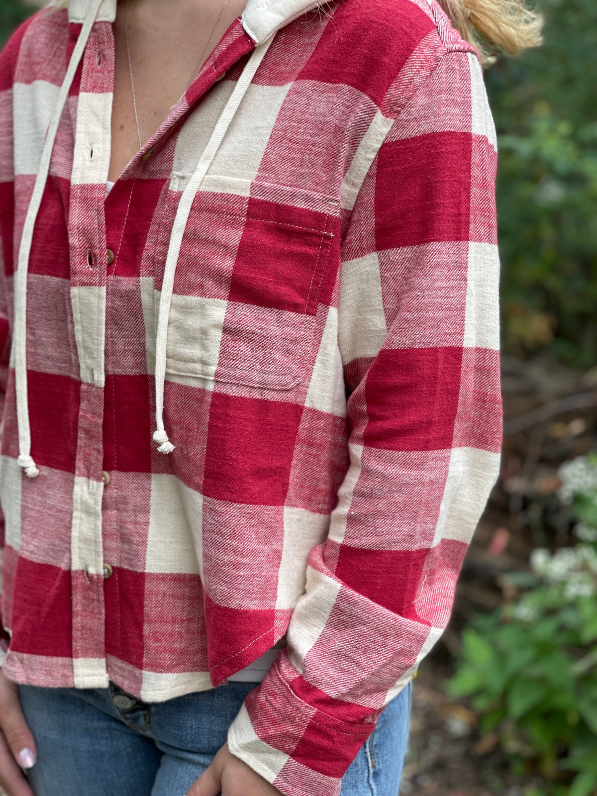 RED LIGHTWEIGHT PLAID HOODED SHIRT