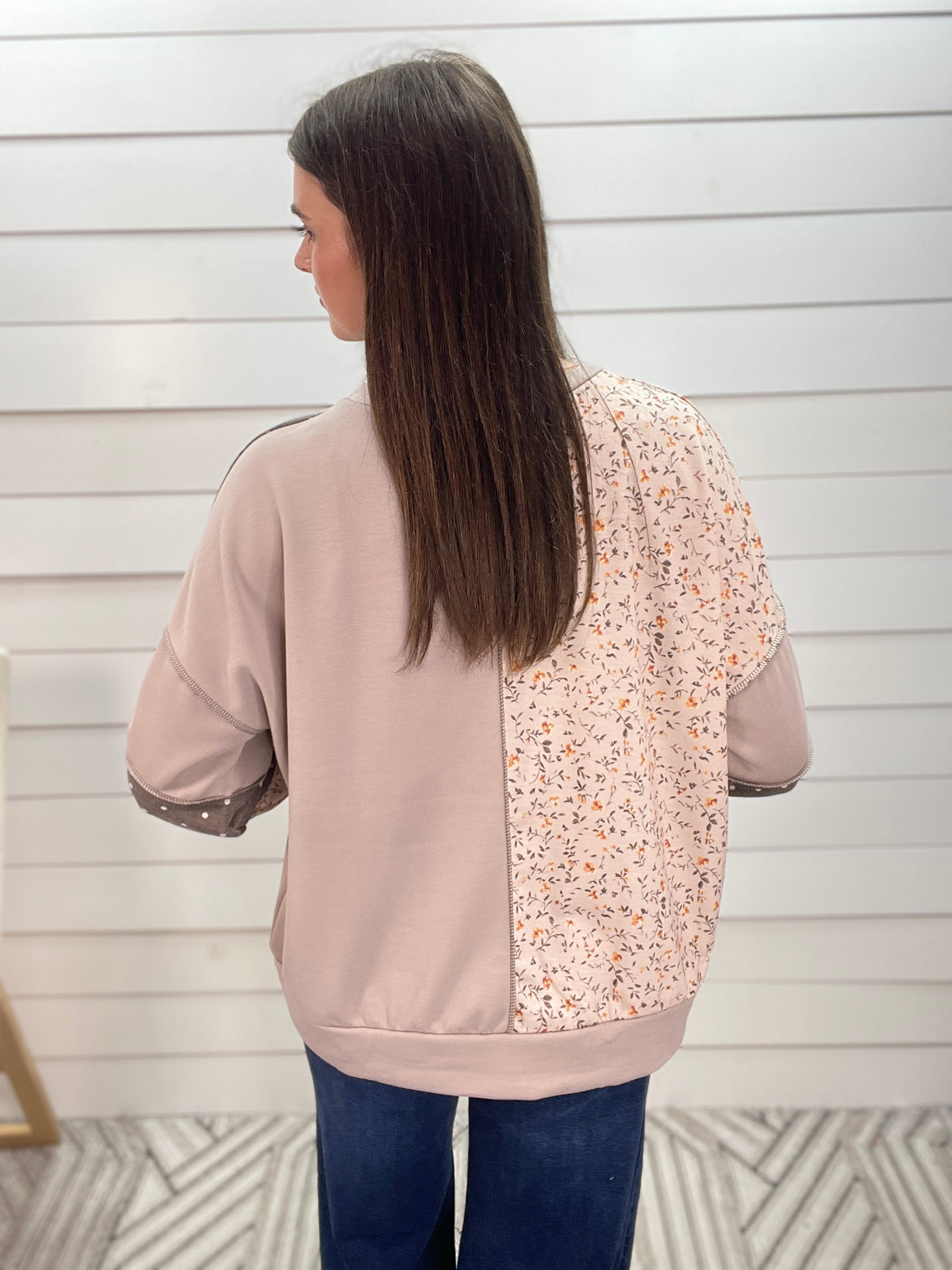TAUPE/BROWN COLORBLOCK POLKADOT/FLORAL KNIT TOP