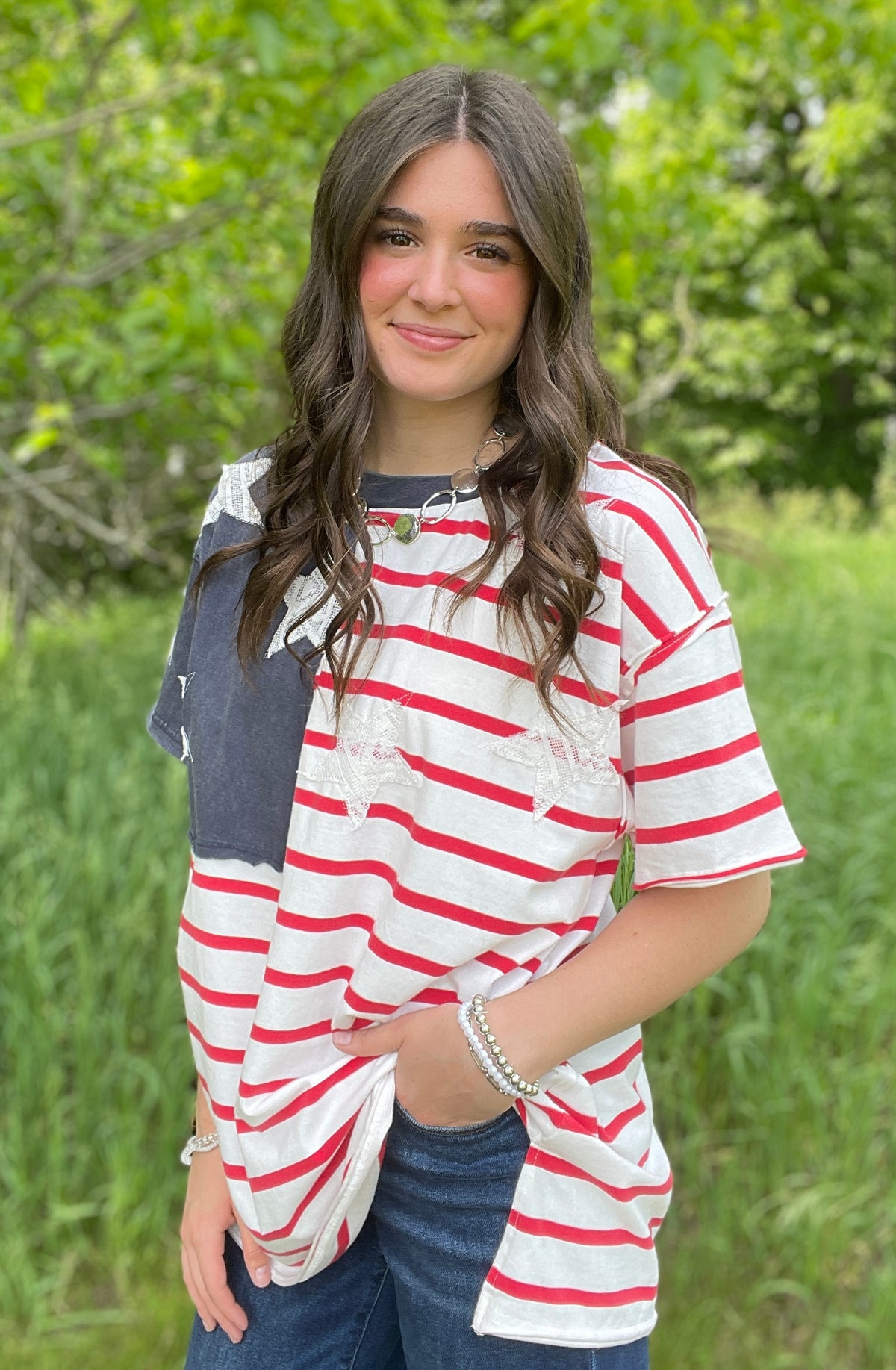 AMERICAN FLAG WASHED SHORT SLEEVE TOP W/ LACE STARS