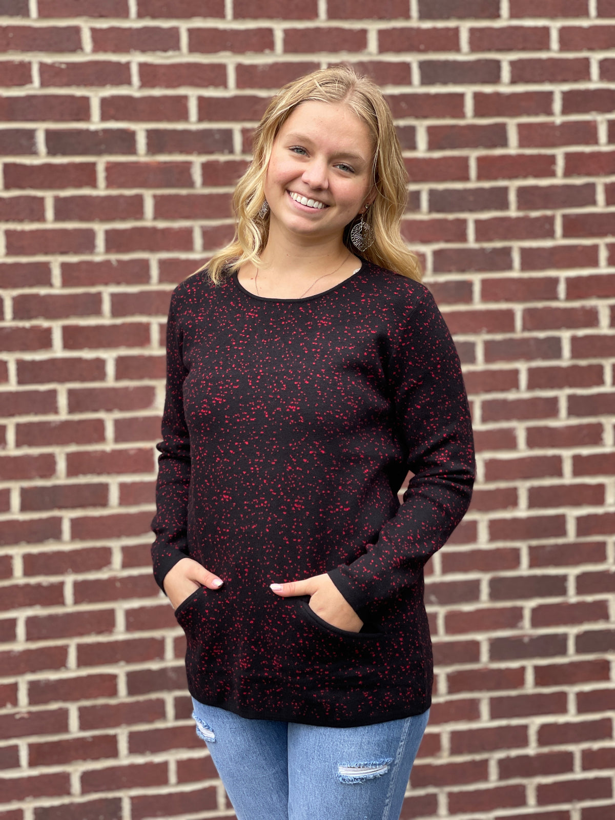 BLACK/RED SPECKLE AND SHINE SWEATER