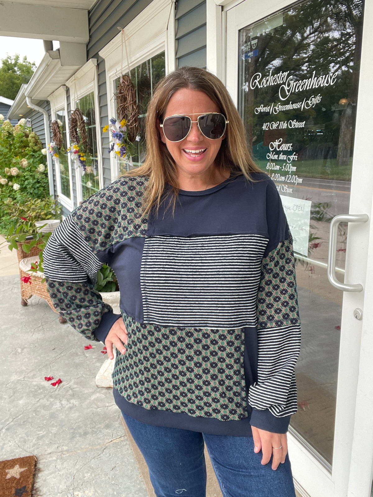 NAVY PATCHWORK FLORAL/STRIPED KNIT TOP