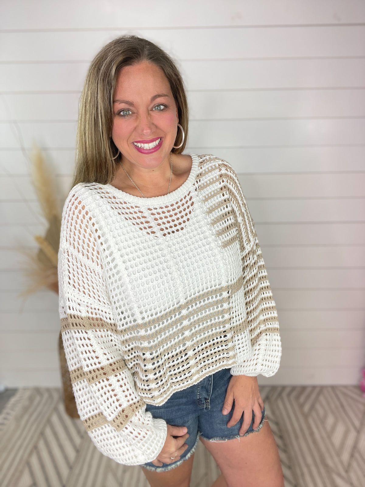 TAUPE/WHITE OPEN WEAVE TIE BACK KNIT SWEATER