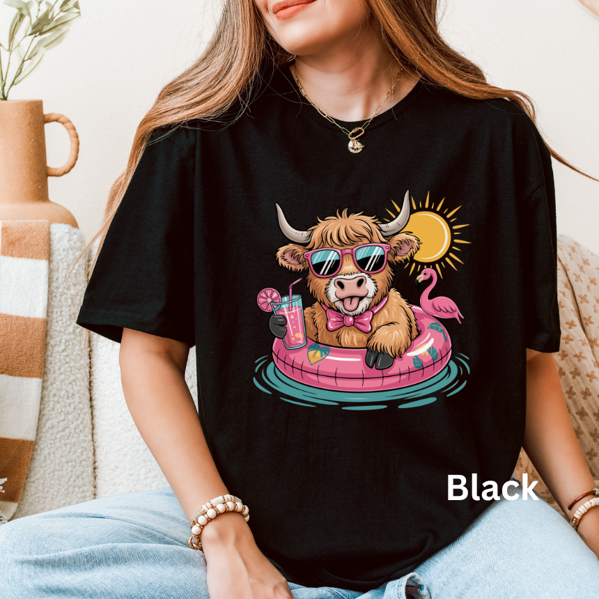 SWIMMING HIGHLAND GRAPHIC TEE