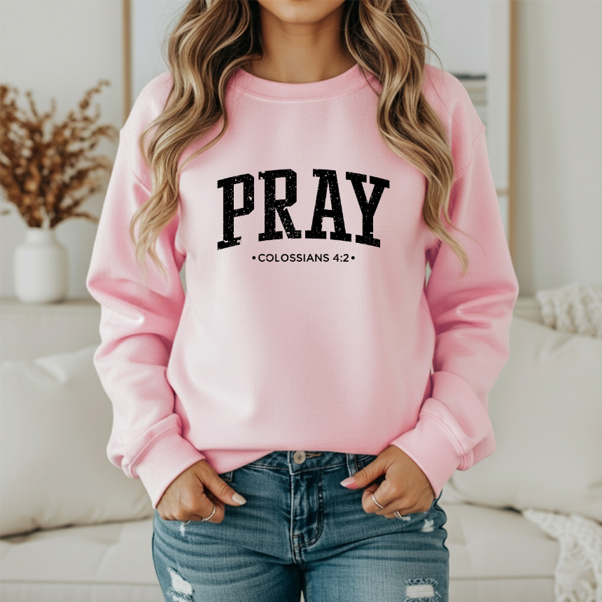 PRAY GRAPHIC SWEATSHIRT