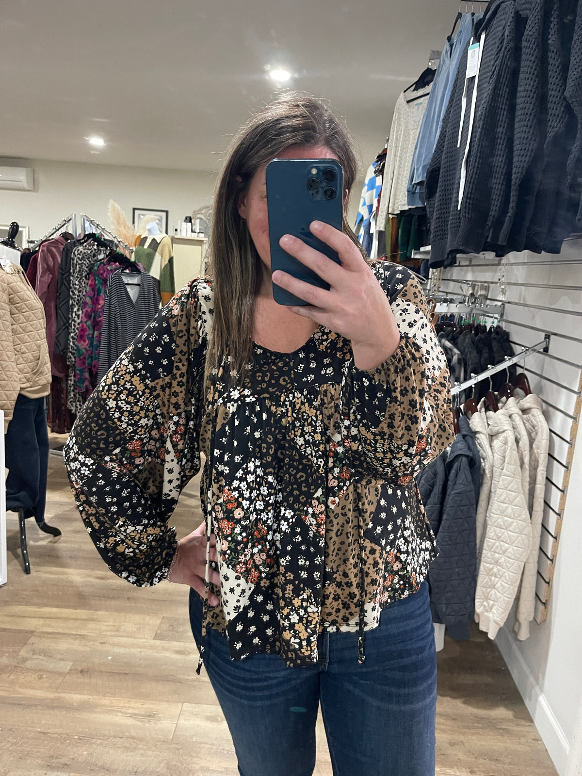 BLACK/TAUPE PATCHWORK PRINT V NECK KNIT TOP