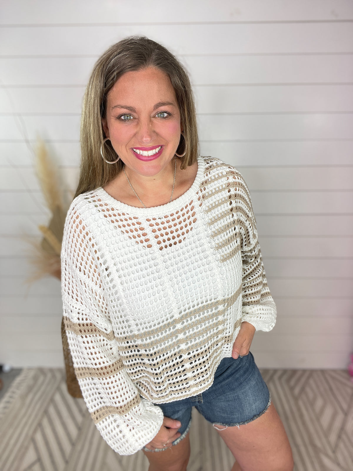 TAUPE/WHITE OPEN WEAVE TIE BACK KNIT SWEATER