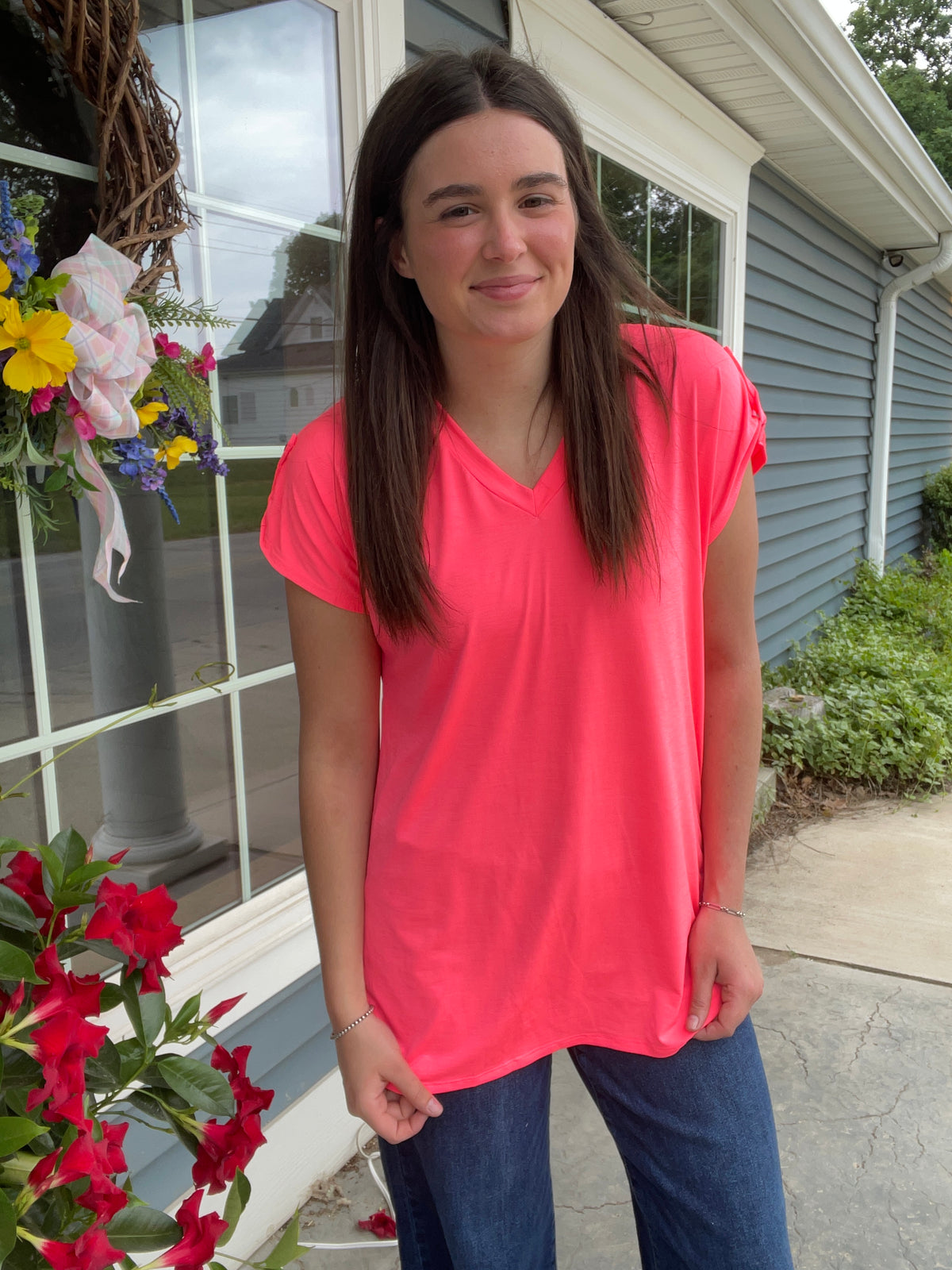 NEON PINK BUTTON SLEEVE SHORT SLEEVE TOP