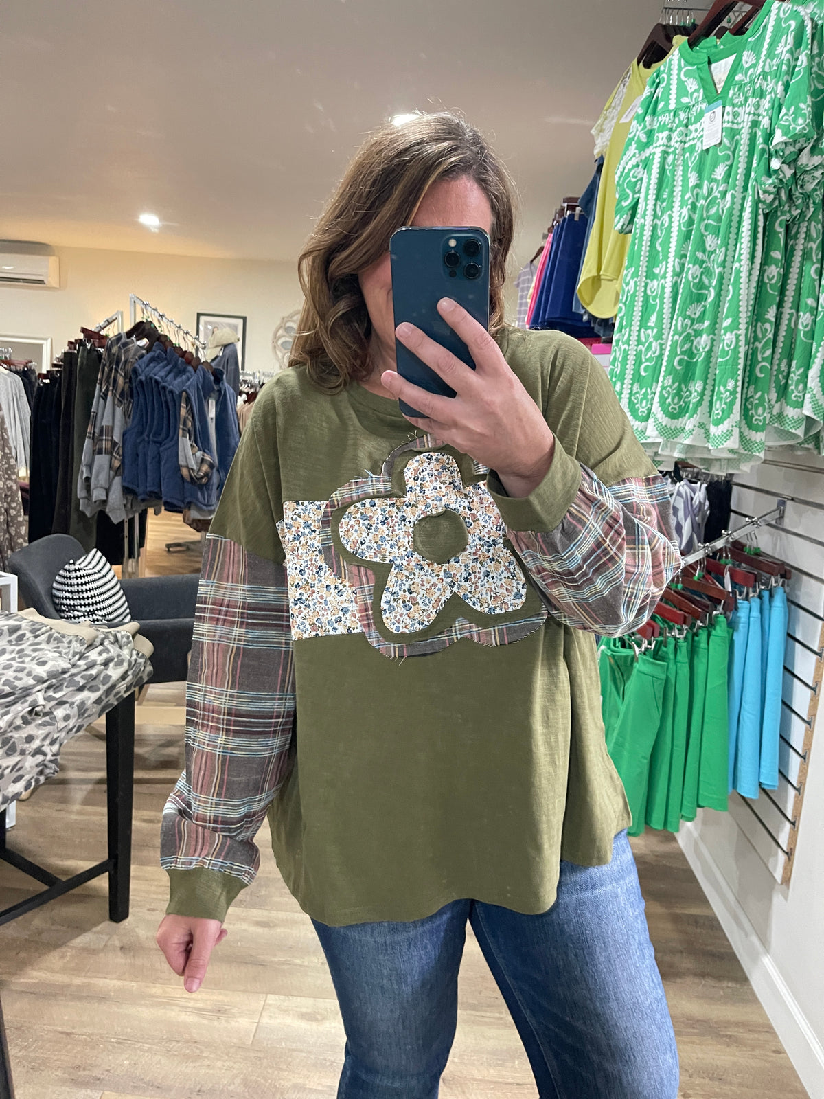 OLIVE FLORAL OVERSIZED PLAID COTTON BLEND TOP