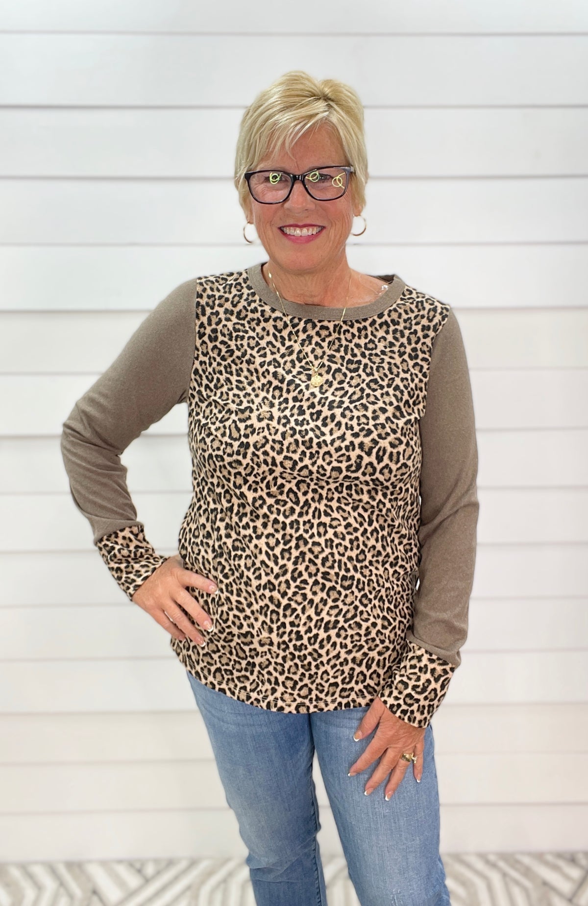 BROWN ANIMAL PRINT CONTRAST LONG SLEEVE KNIT TOP