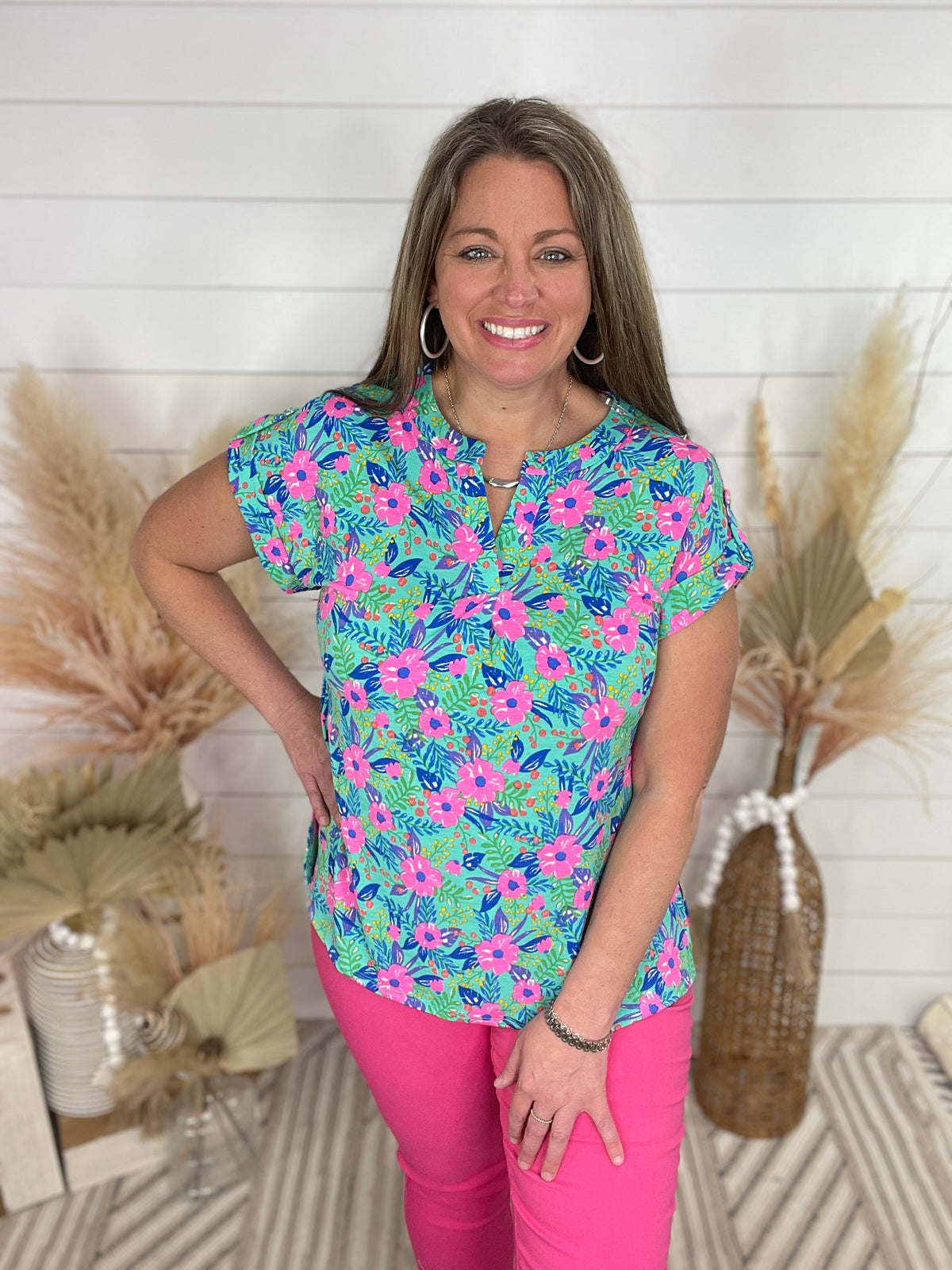 GREEN/BRIGHT PINK FLORAL SHORT SLEEVE LIZZY