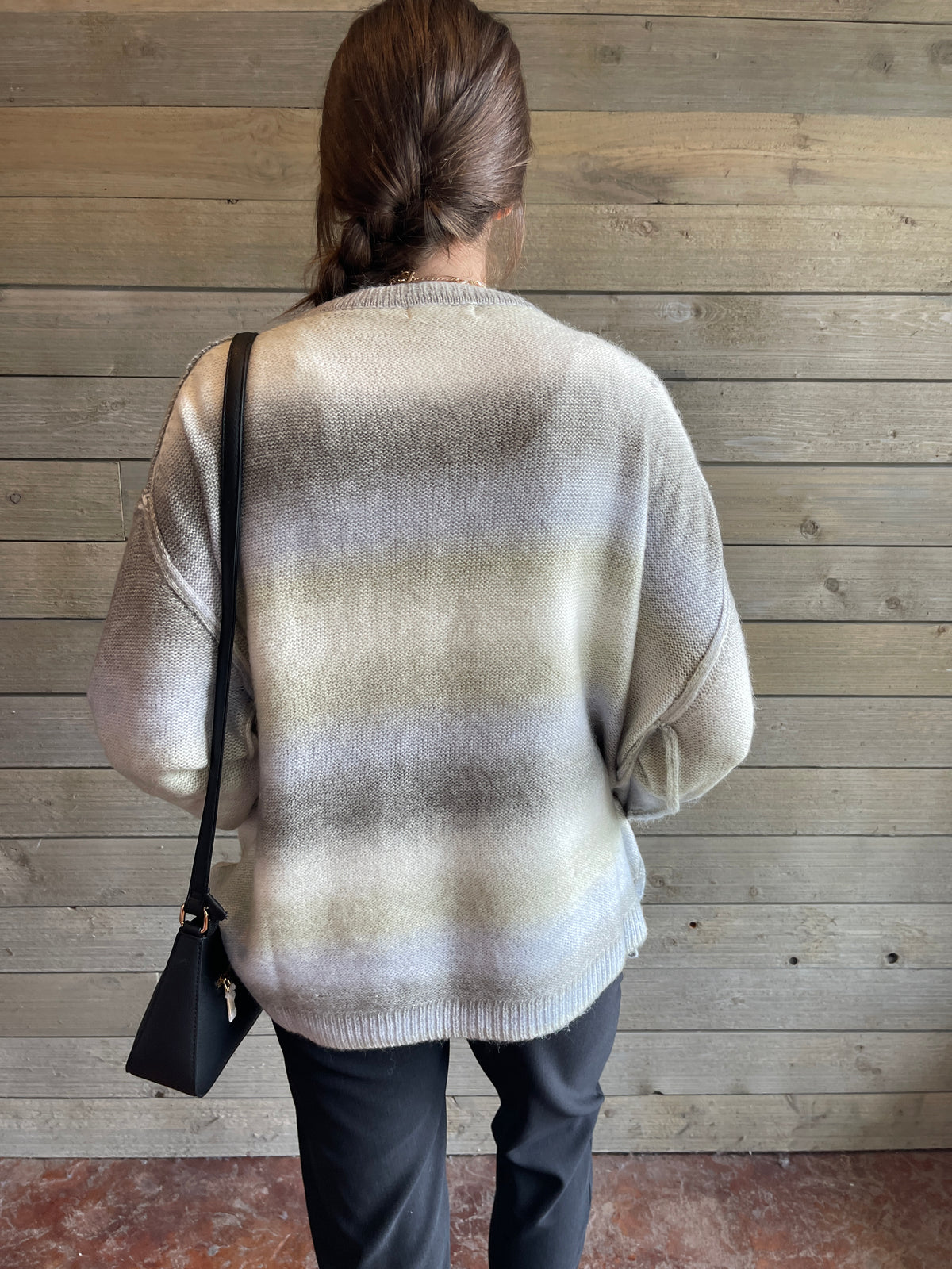 GREY OMBRE CREW NECK SWEATER