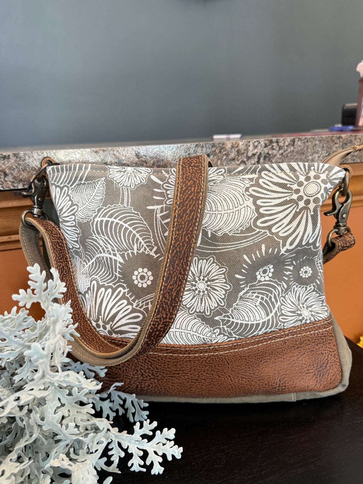 MYRA Saplings Shoulder Bag —