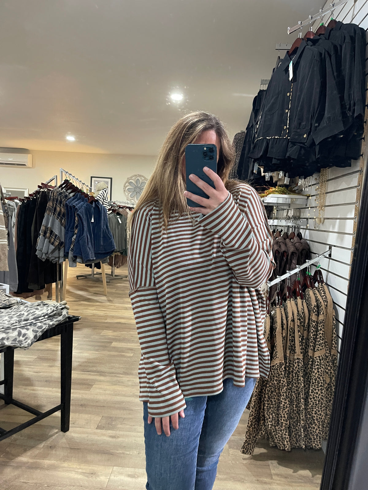 BLUE/BROWN OVERSIZED FLOWY KNIT TOP
