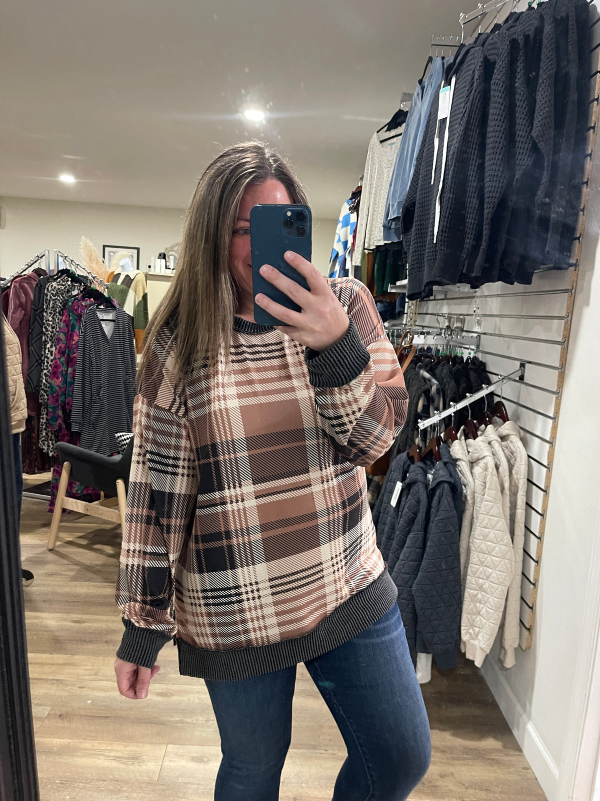 BROWN/BLACK PLAID KNIT TOP W/ RAISED RIBBED ACCENT
