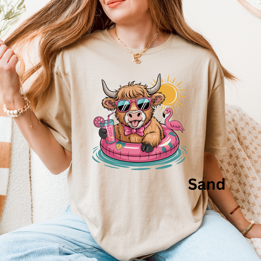 SWIMMING HIGHLAND GRAPHIC TEE