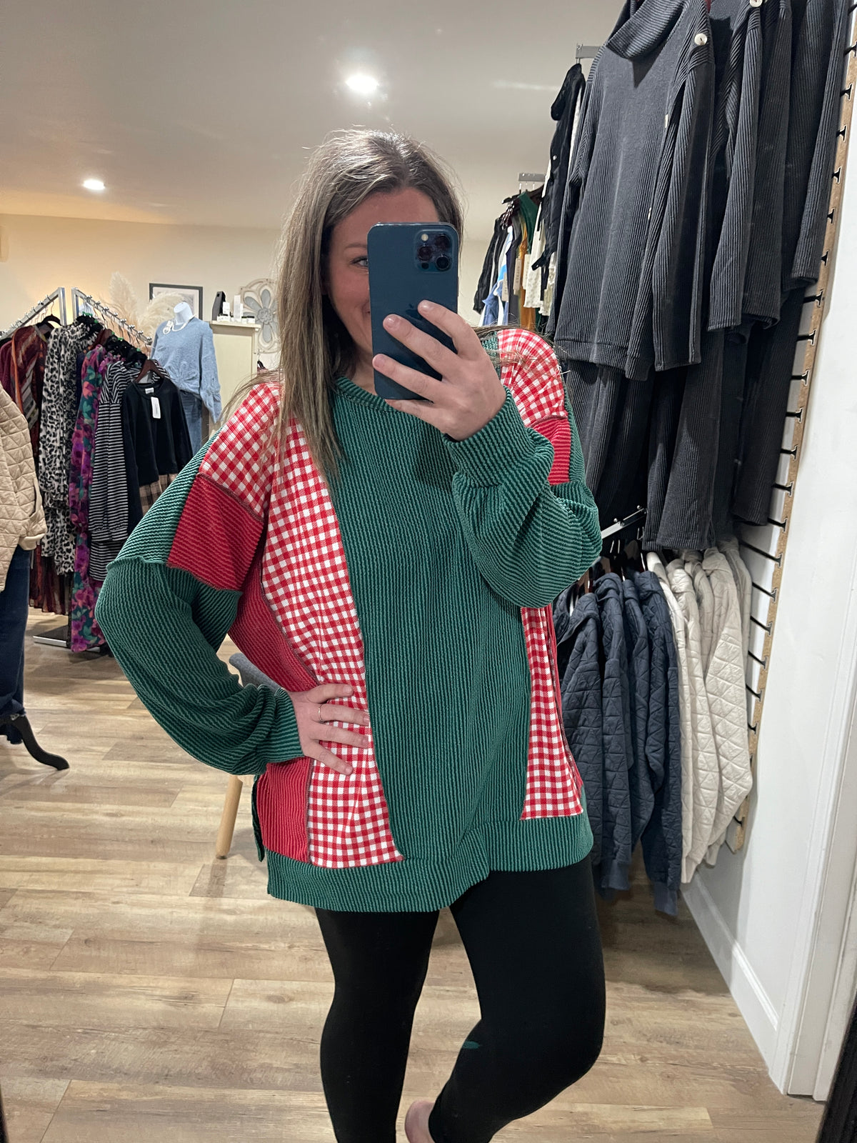 HUNTER GREEN/RED CHECK/ RED RAISED RIBBED OVERSIZED CONTRAST KNIT TOP