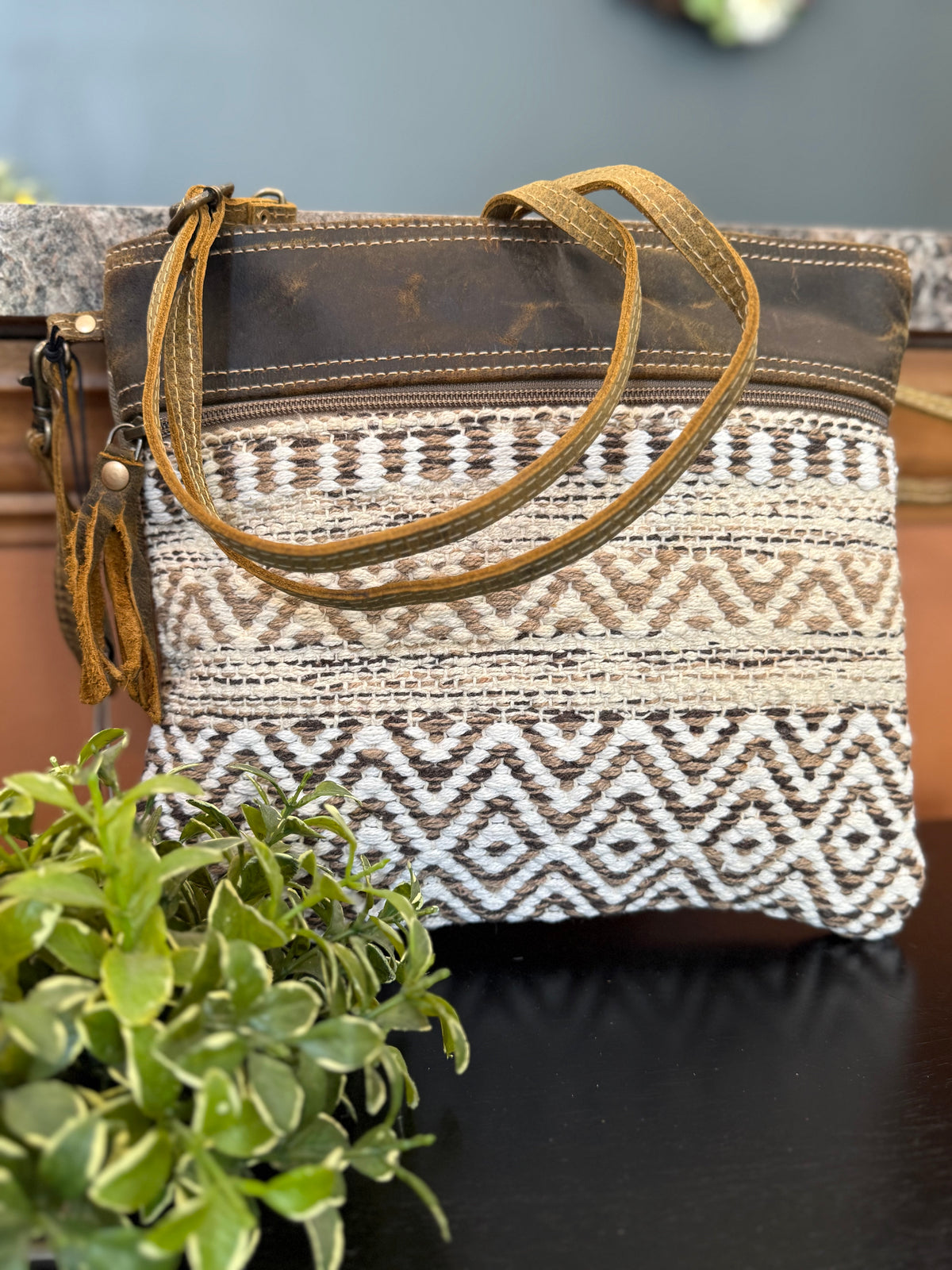 MYRA Contentment Small & Crossbody Bag —