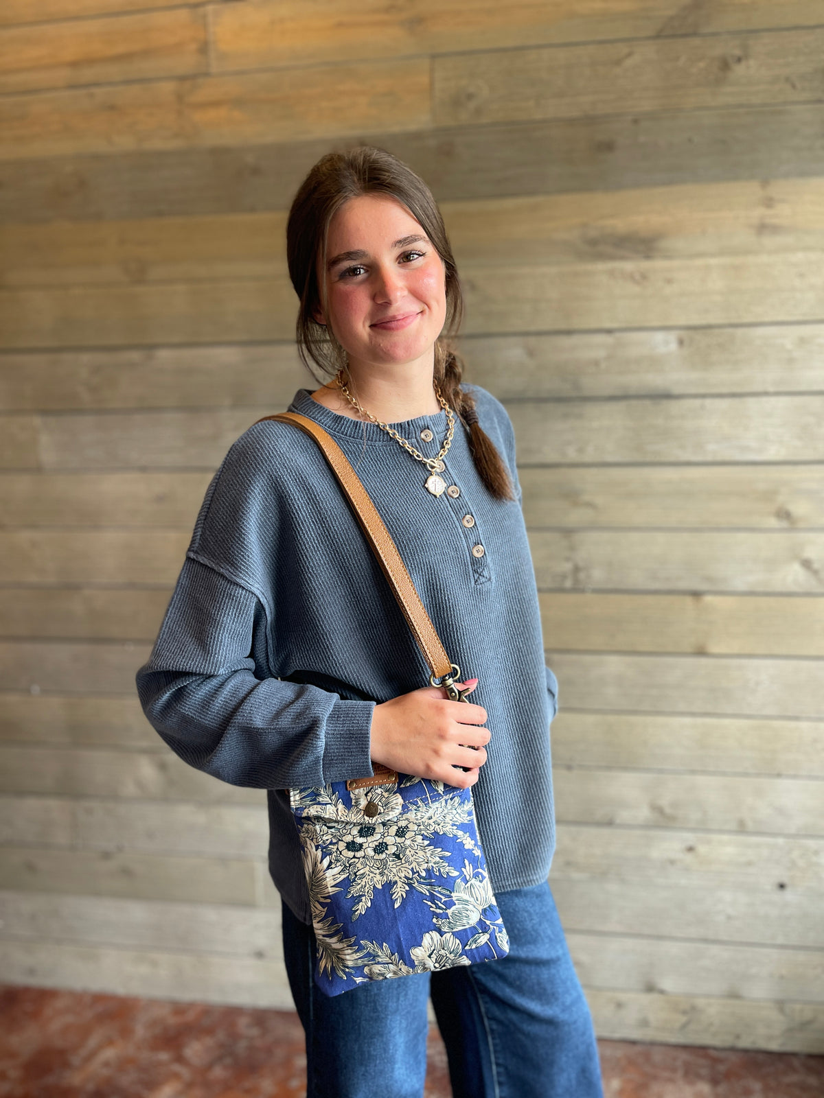 NAVY RIBBED TEXTURED HALF BUTTON TOP