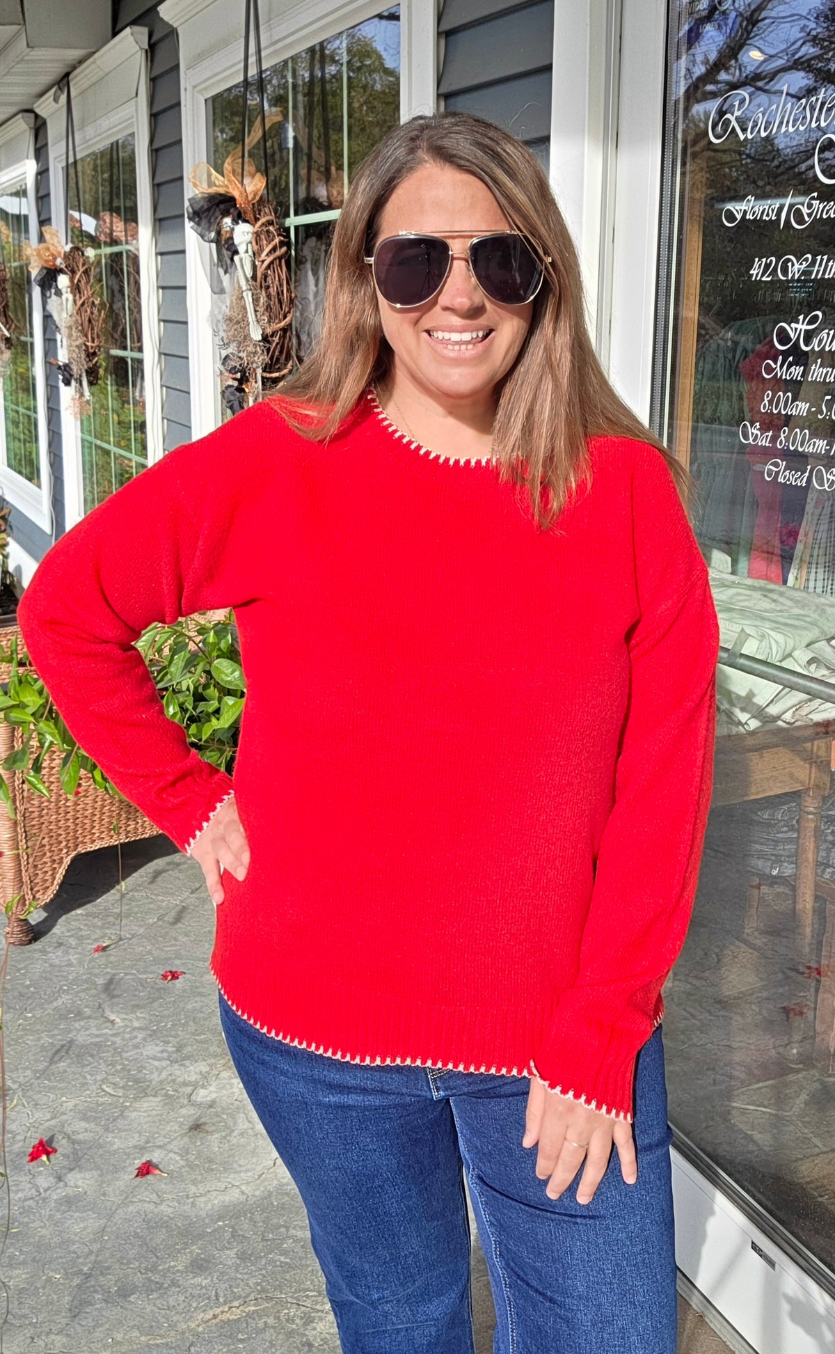 RED Accent Color Stitch Finish Crew Neck Pullover Sweater