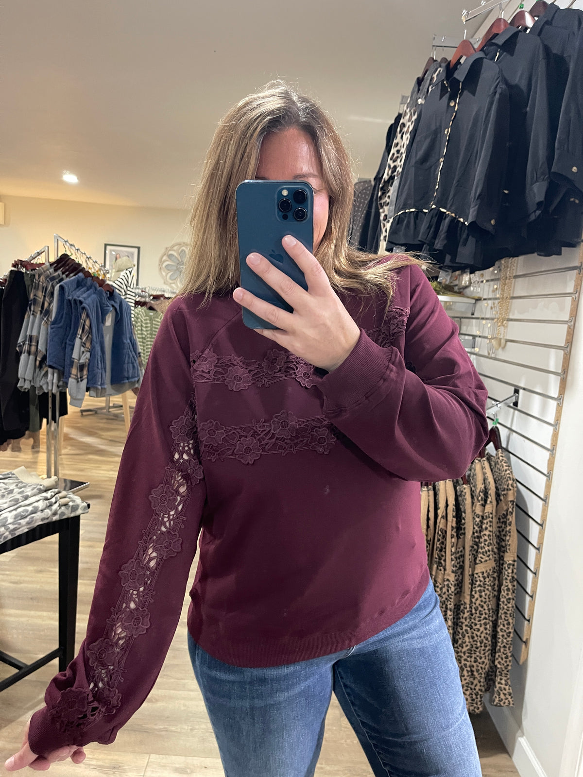PLUM LACE TRIM PULLOVER