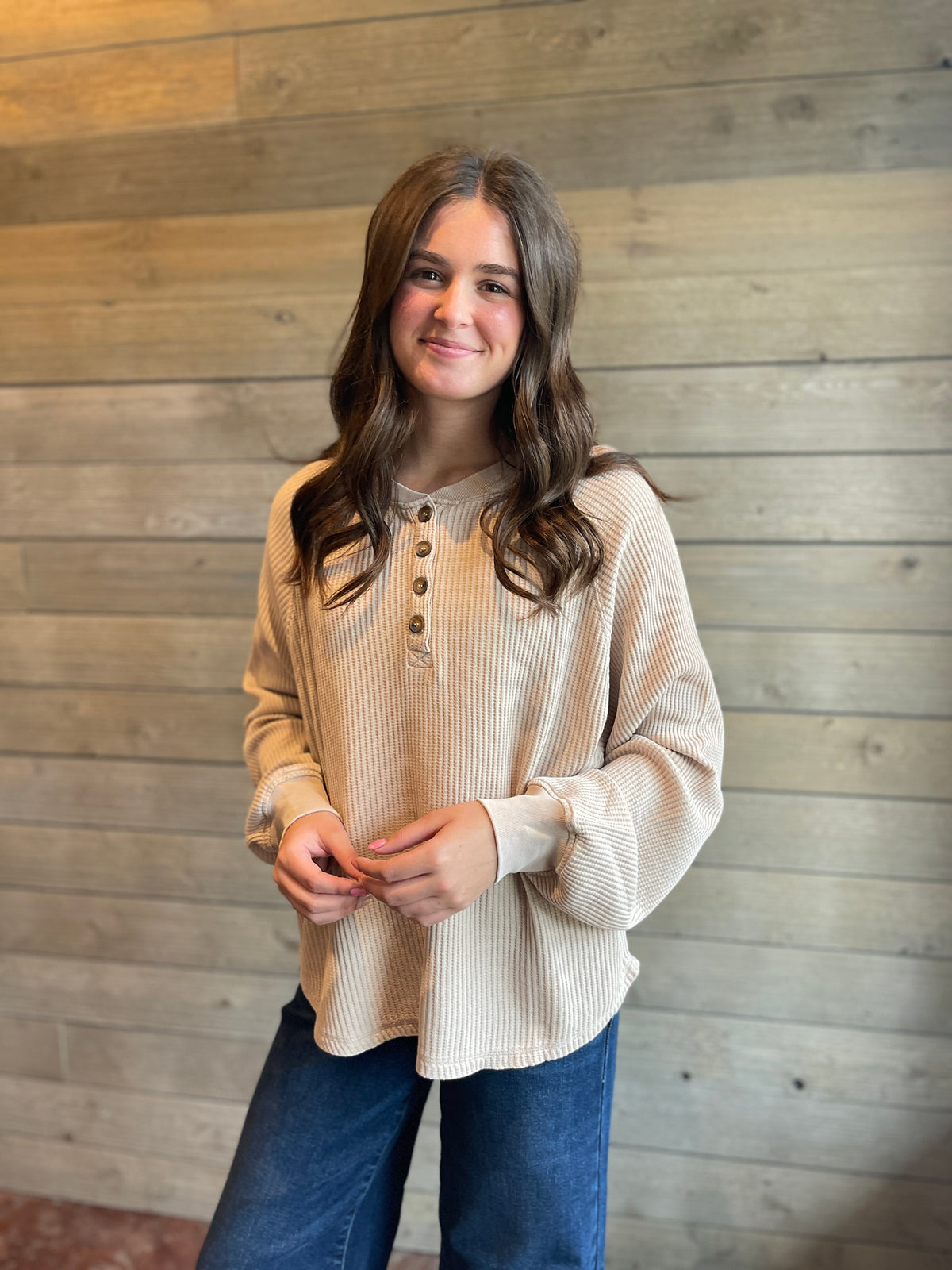 TAUPE WAFFLE TEXTURE HENLEY BUTTON TOP