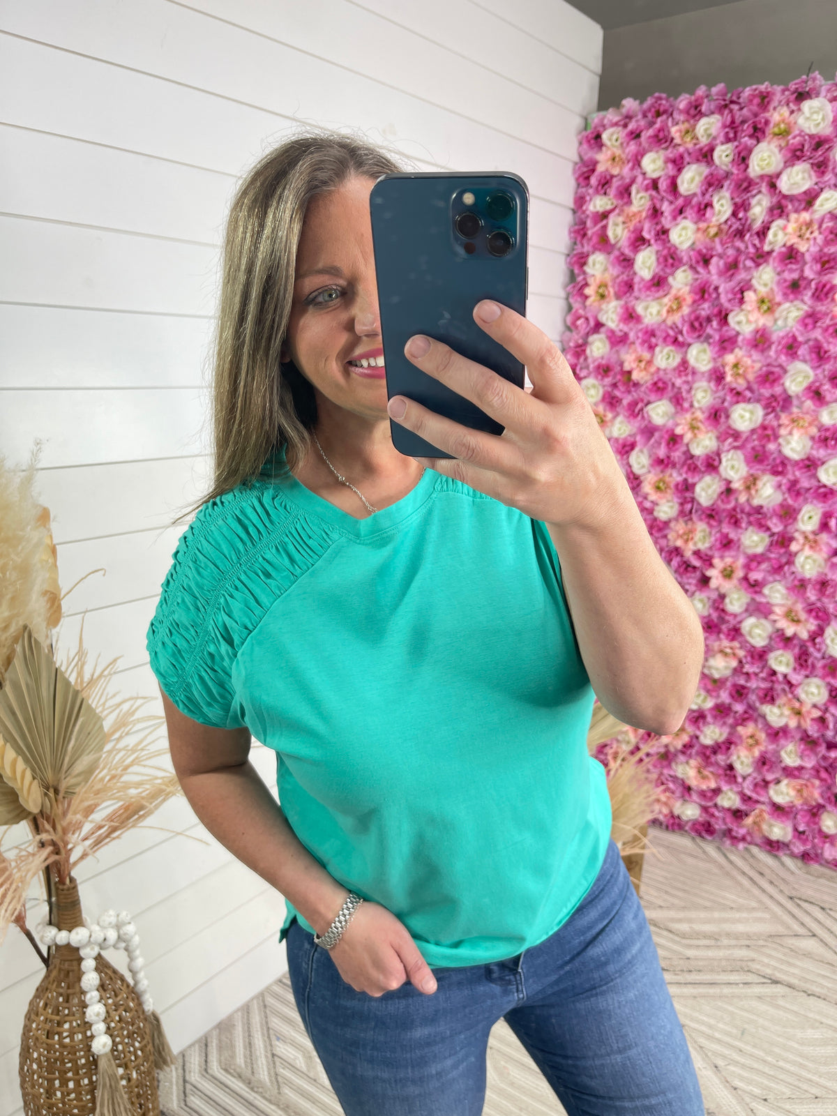 JADE SMOCKED SHOULDER CREW NECK TOP