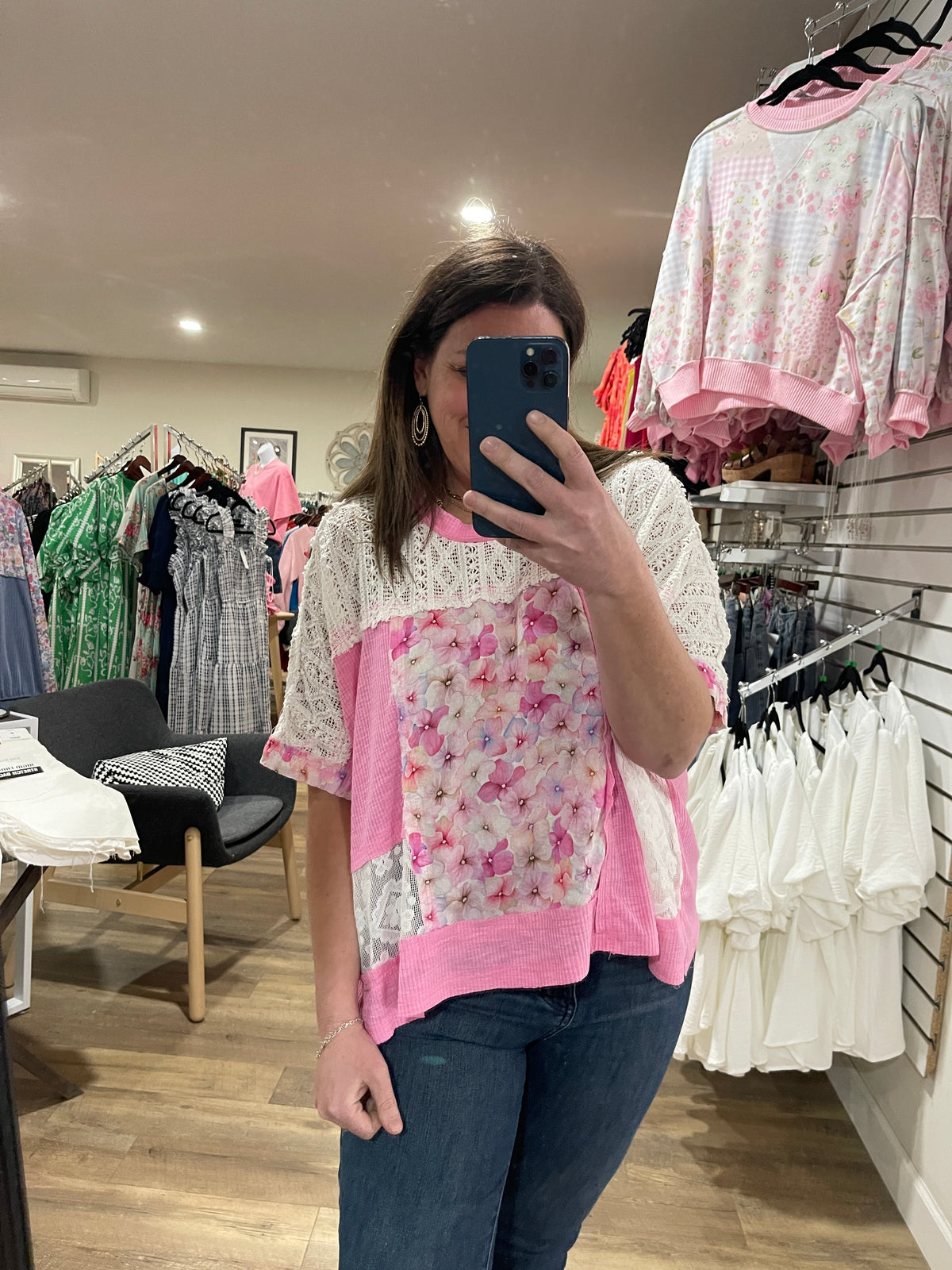 POL CANDY PINK FLORAL/LACE OVERSIZED KNIT TOP