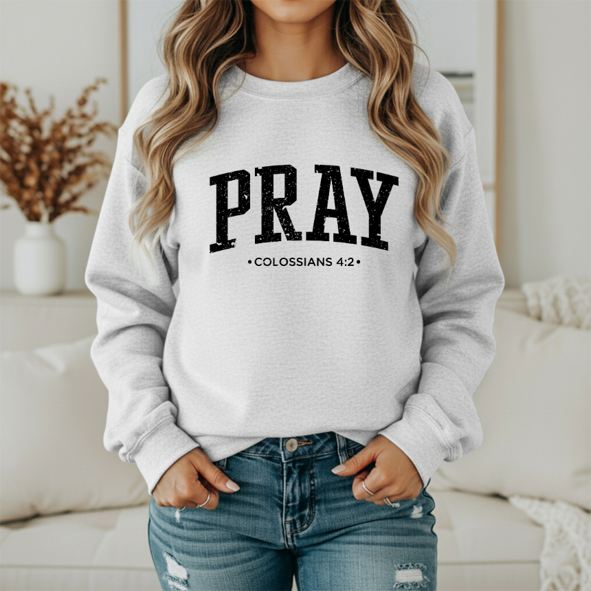 PRAY GRAPHIC SWEATSHIRT
