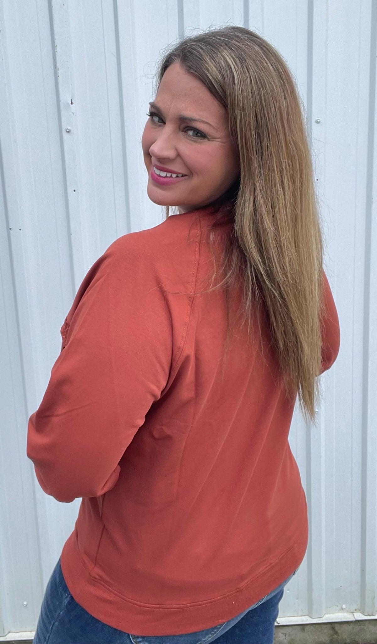 RUST LACE TRIM PULLOVER