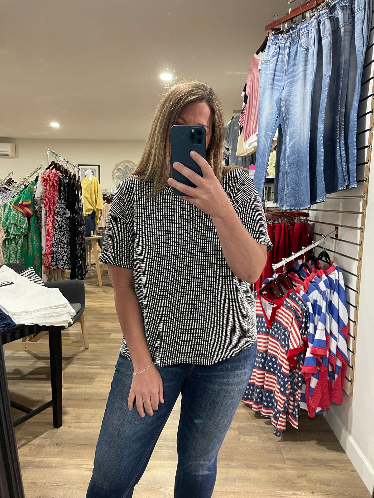 BLACK/CREAM TEXTURED RELAXED TEE KNIT TOP