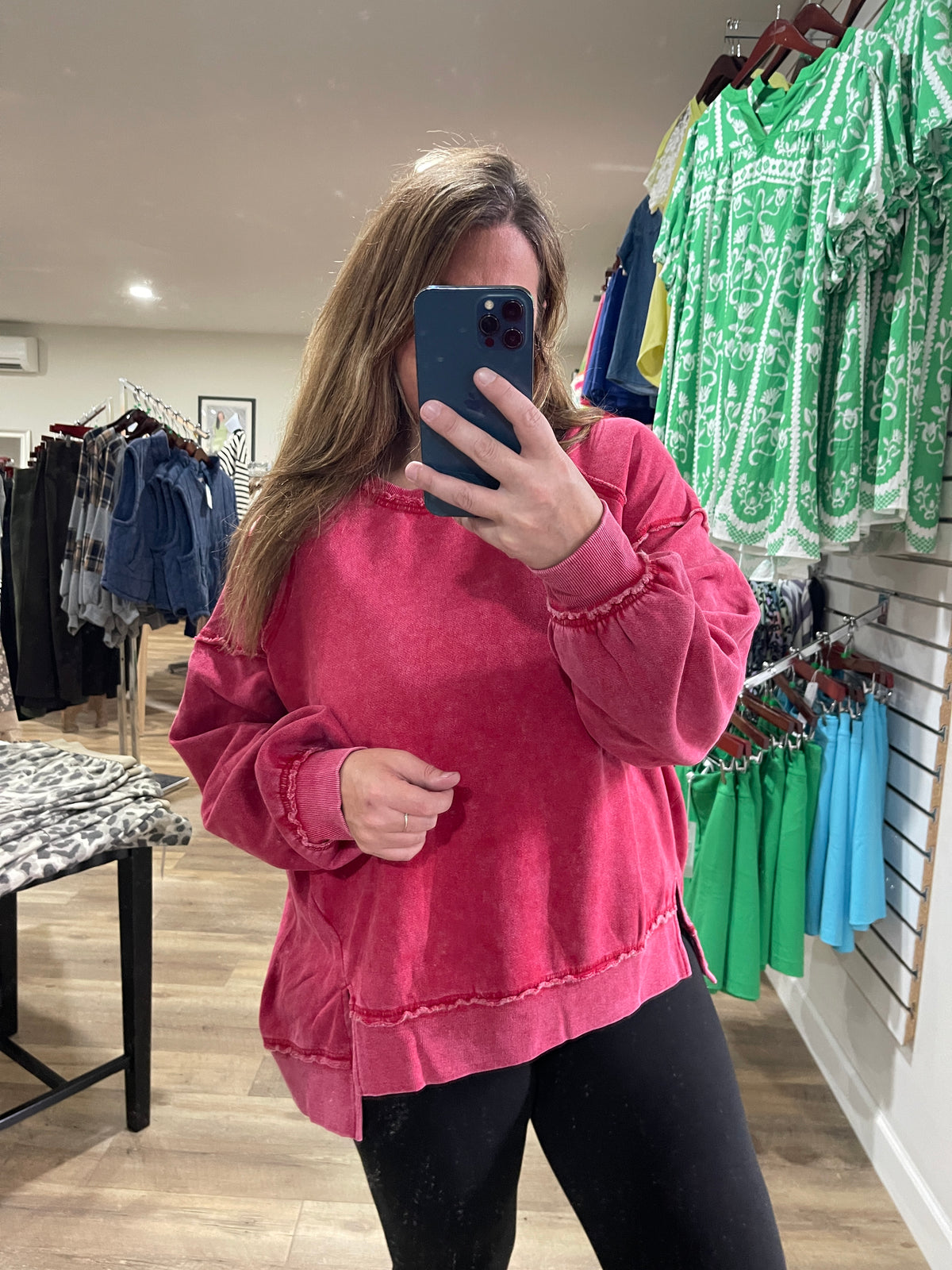 RED MINERAL WASH SOFT FLEECE LINING OVERSIZED PULLOVER