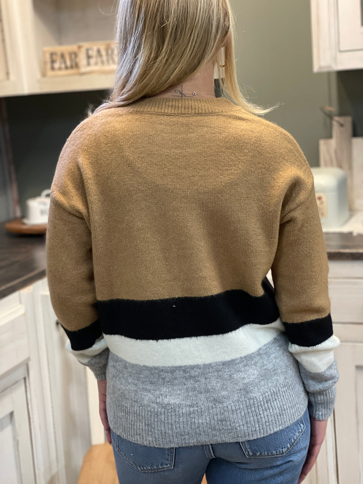 BROWN COLORBLOCK KNIT SWEATER