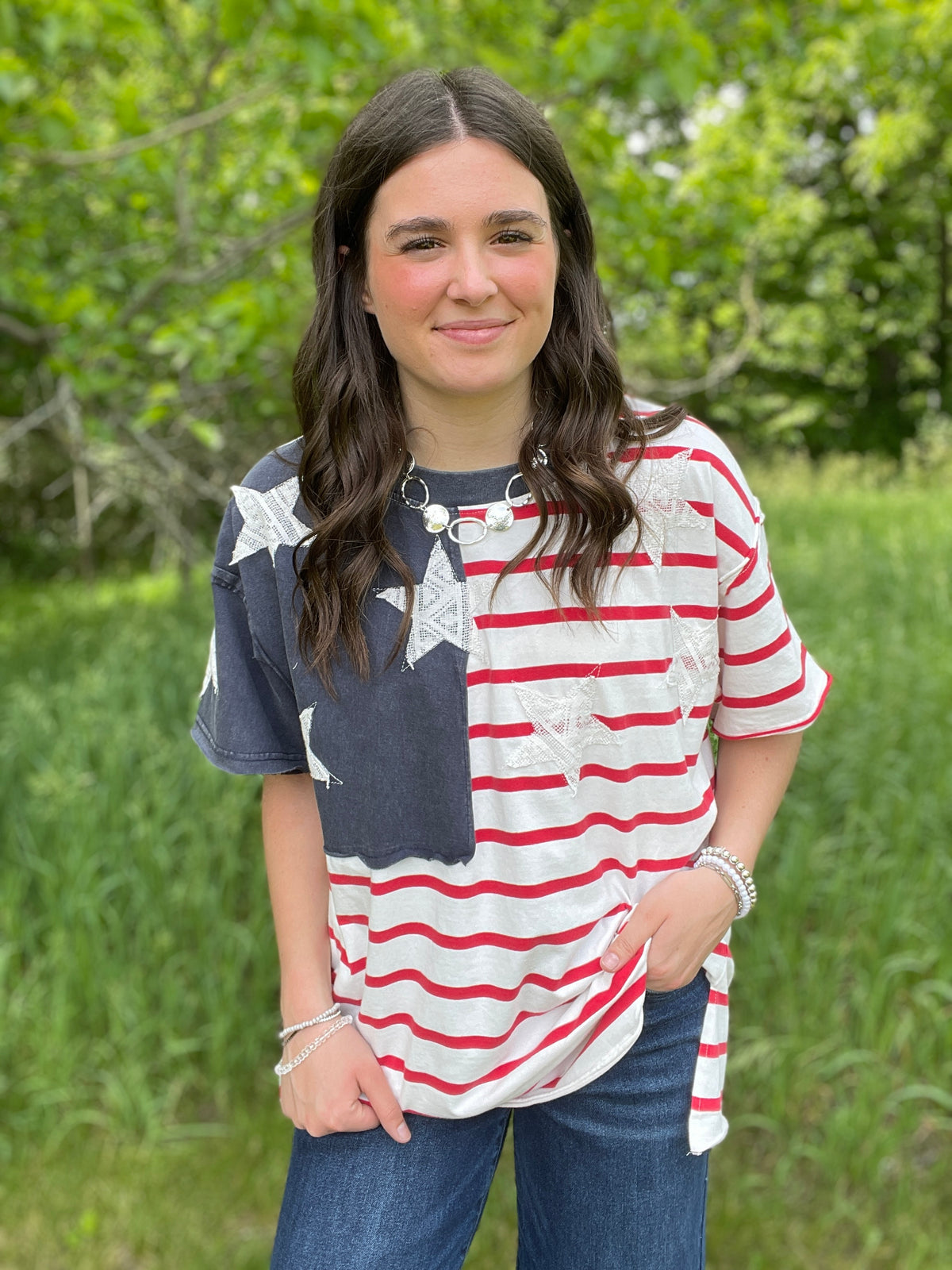 AMERICAN FLAG WASHED SHORT SLEEVE TOP W/ LACE STARS