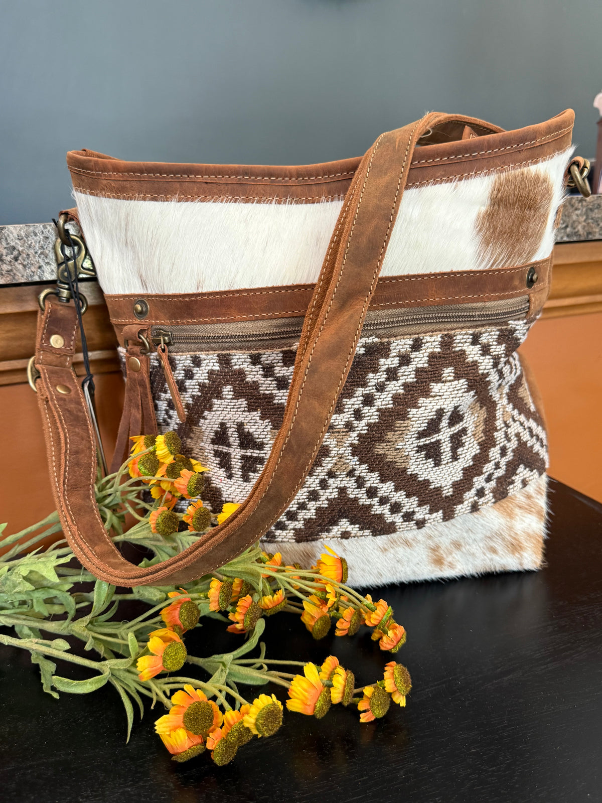 MYRA Diamondback Trail Western Shoulder Bag —