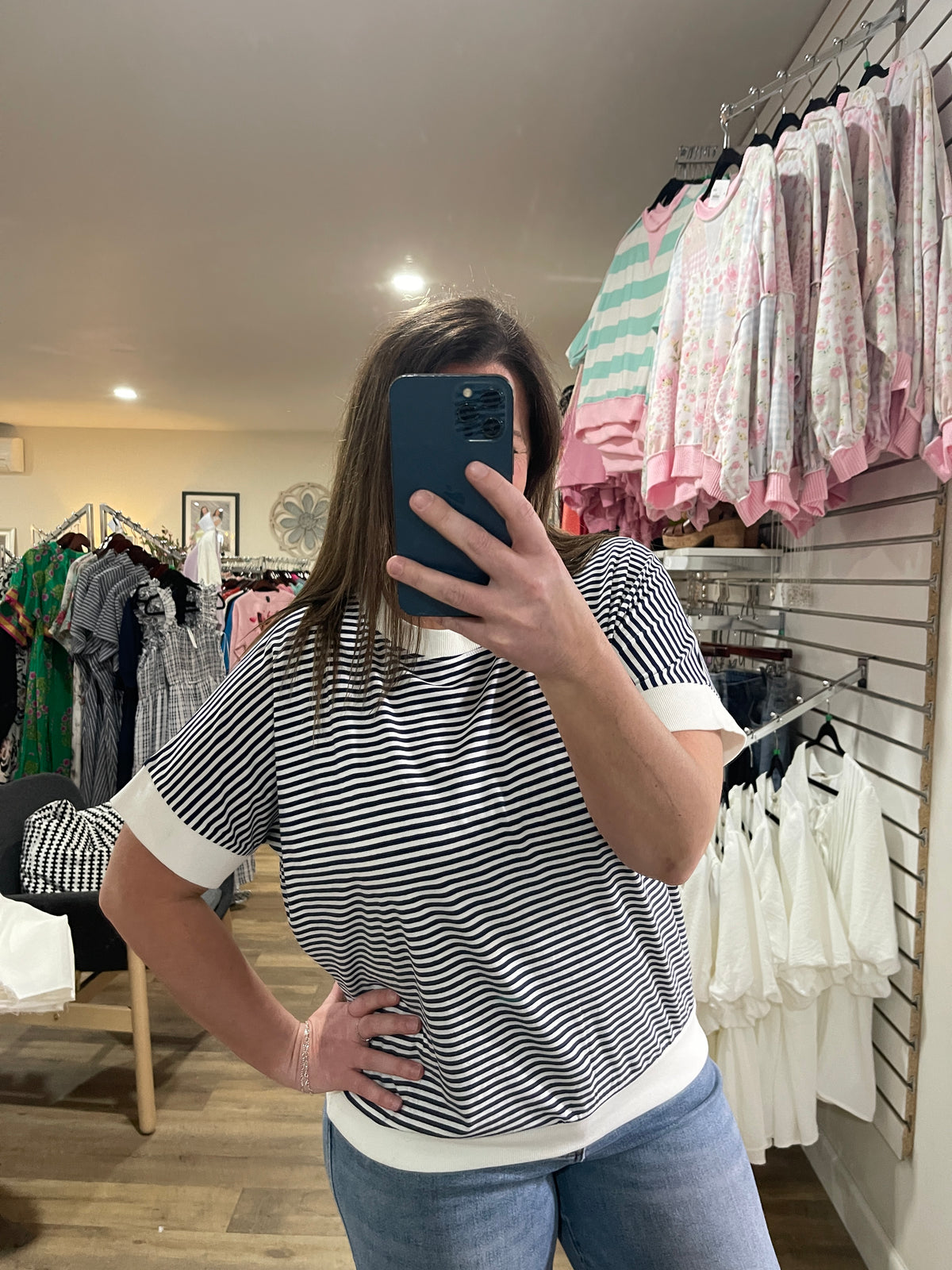 NAVY STRIPED KNIT TOP