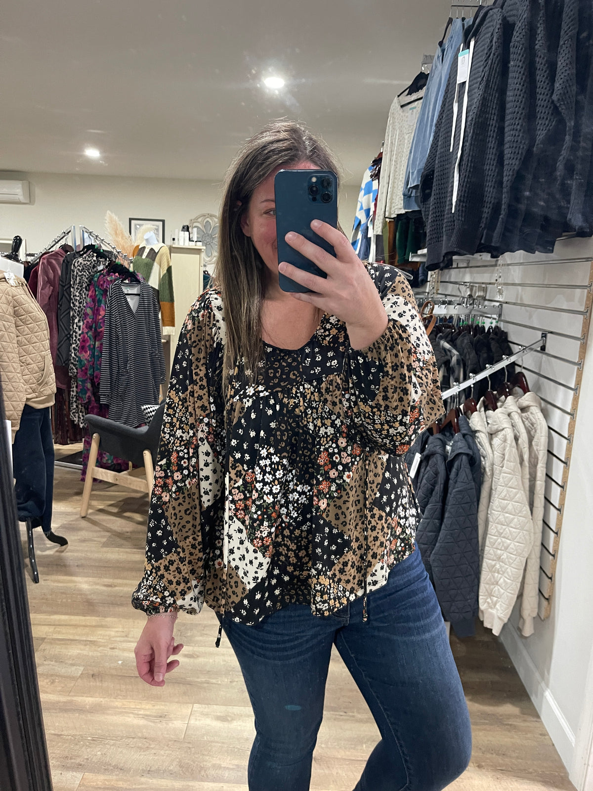 BLACK/TAUPE PATCHWORK PRINT V NECK KNIT TOP