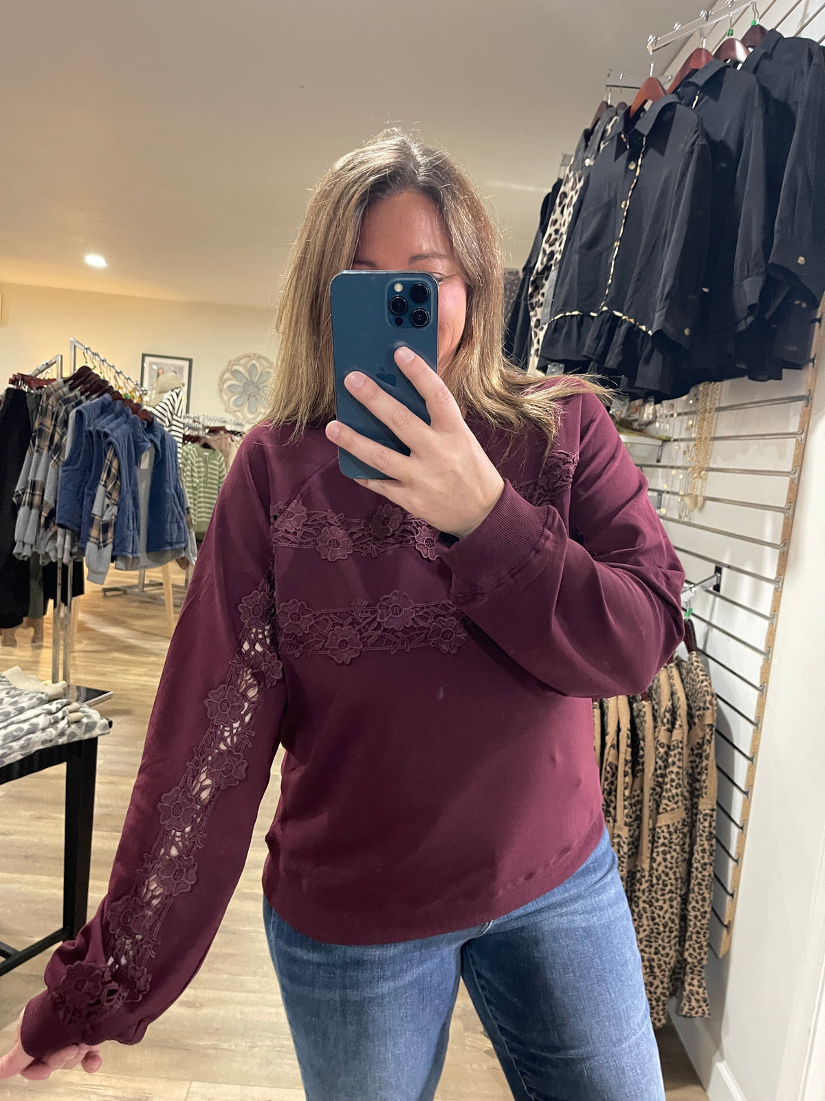 PLUM LACE TRIM PULLOVER
