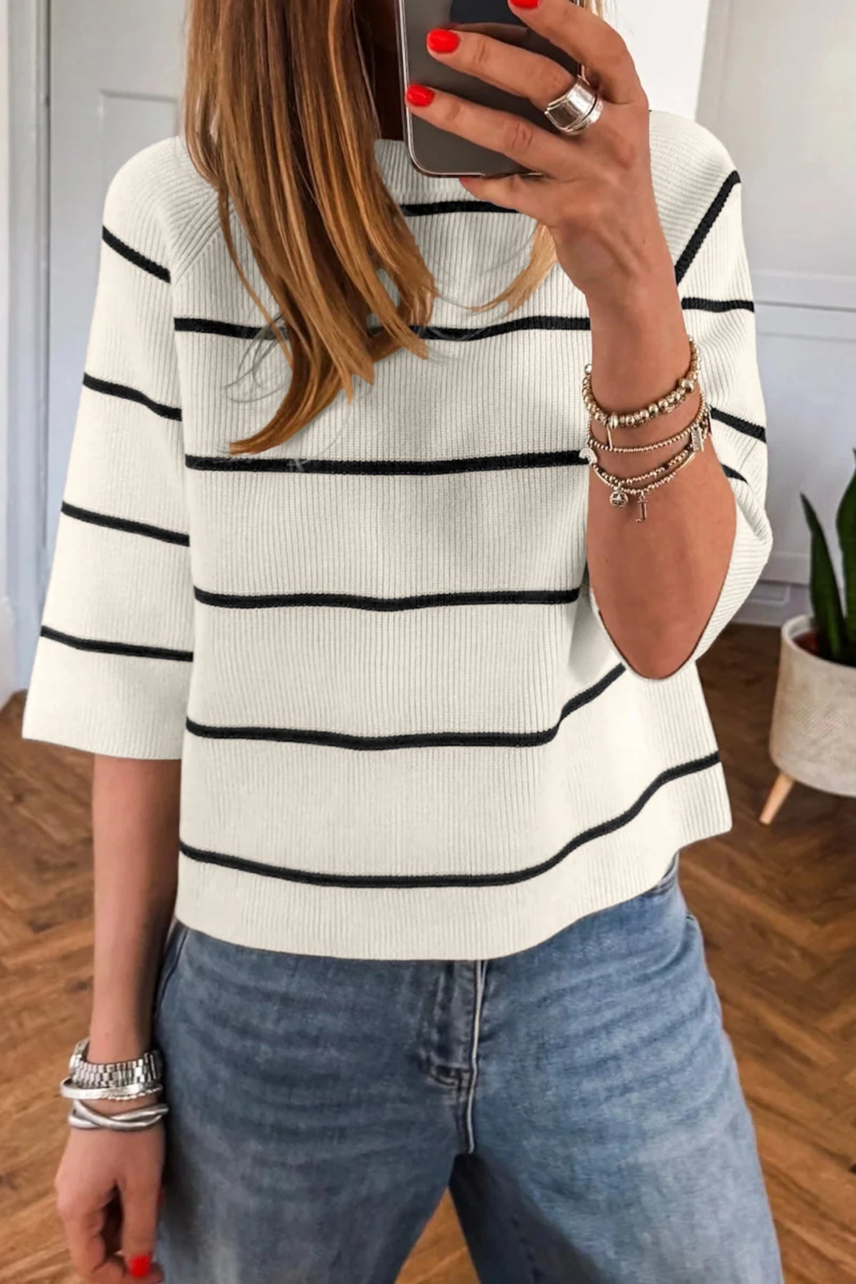 BLACK AND WHITE STRIPED LOOSE SWEATER TOP
