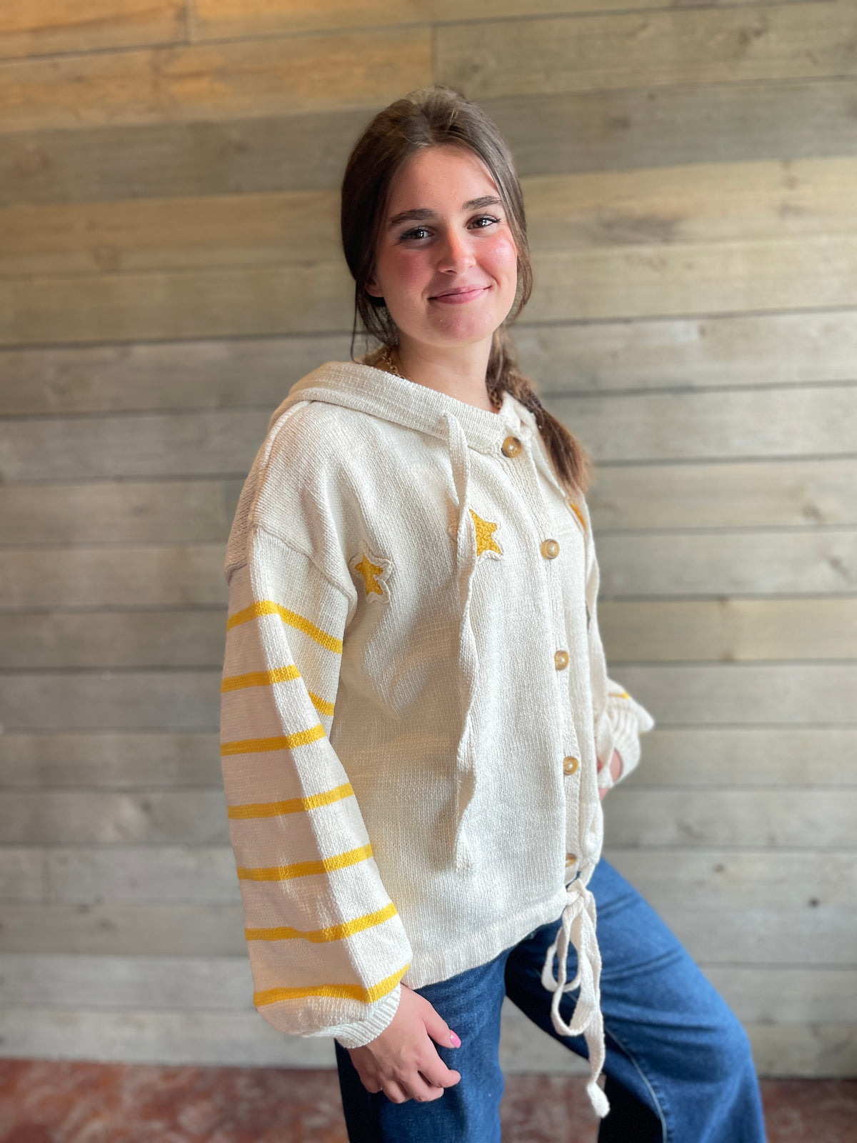 IVORY OVERSIZED STAR SWEATER/CARDIGAN