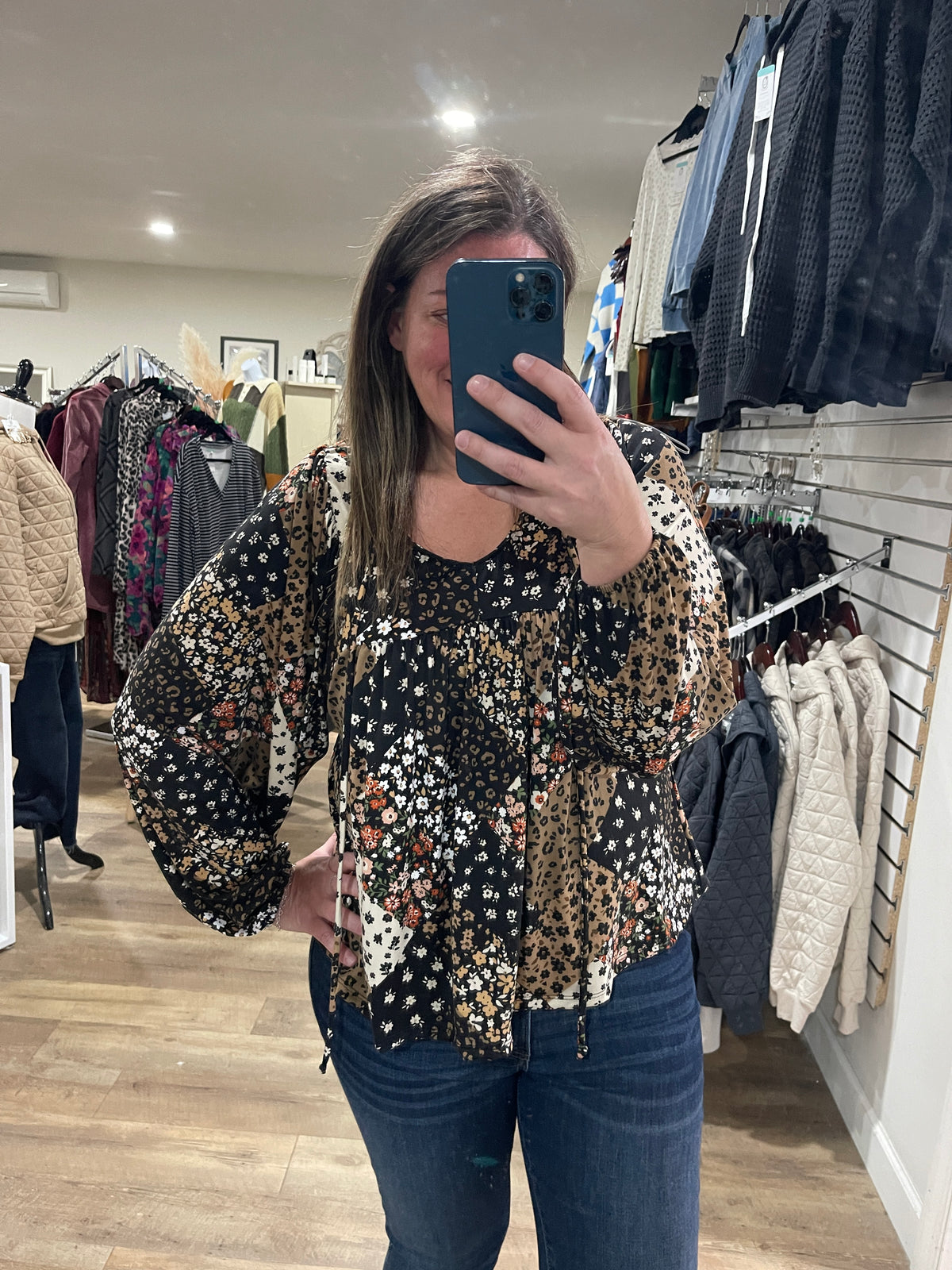 BLACK/TAUPE PATCHWORK PRINT V NECK KNIT TOP