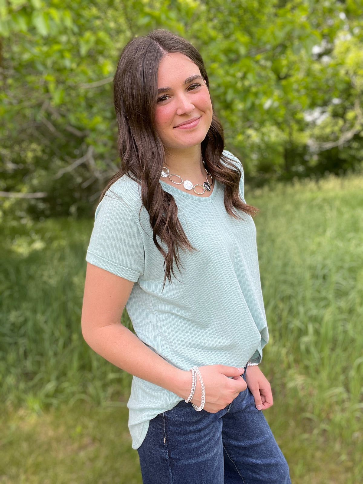 MINT RIBBED V NECK KNIT TOP