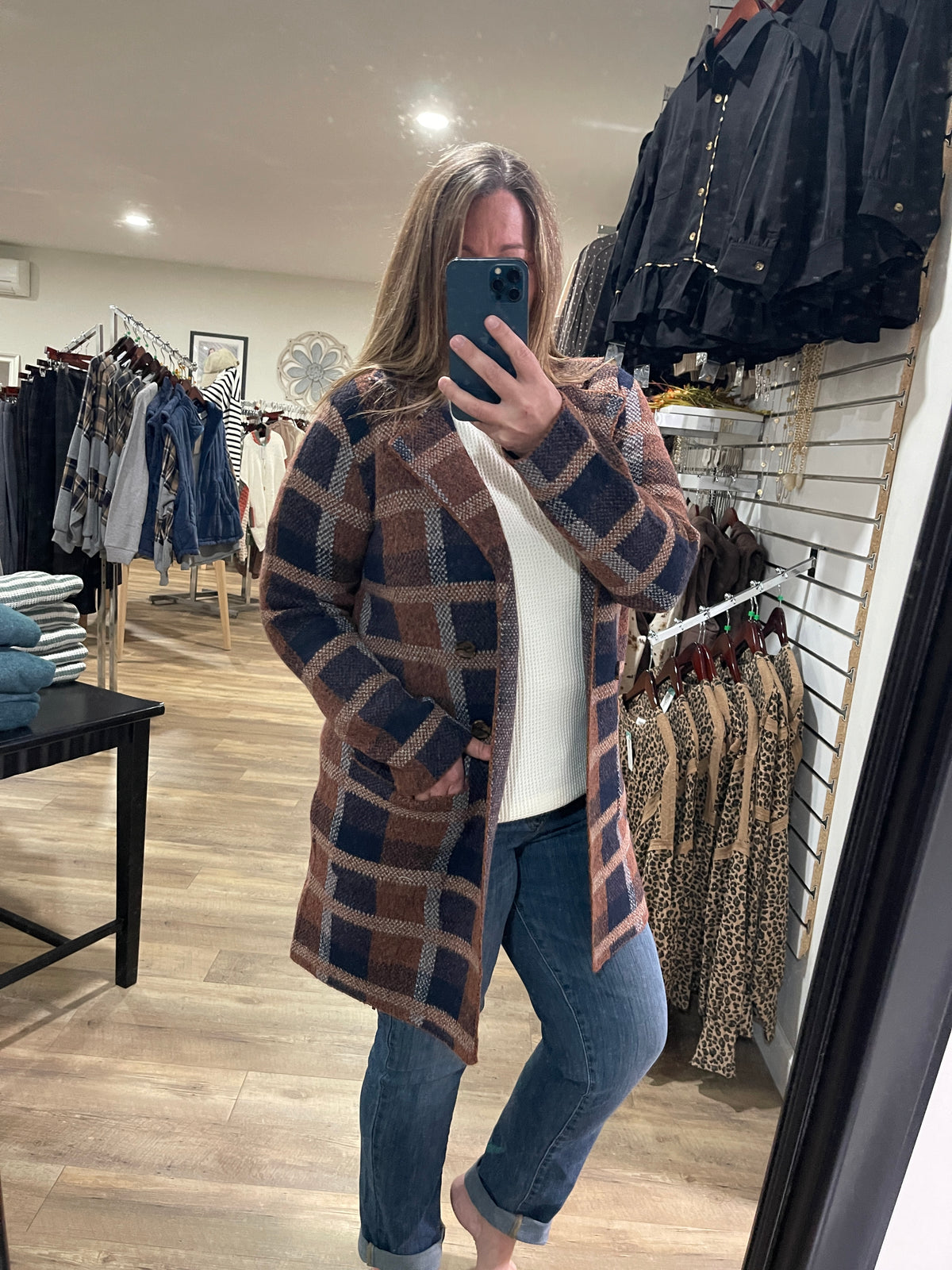 COPPER/ NAVY Check Jacquarded, Tailored Collar CARDIGAN
