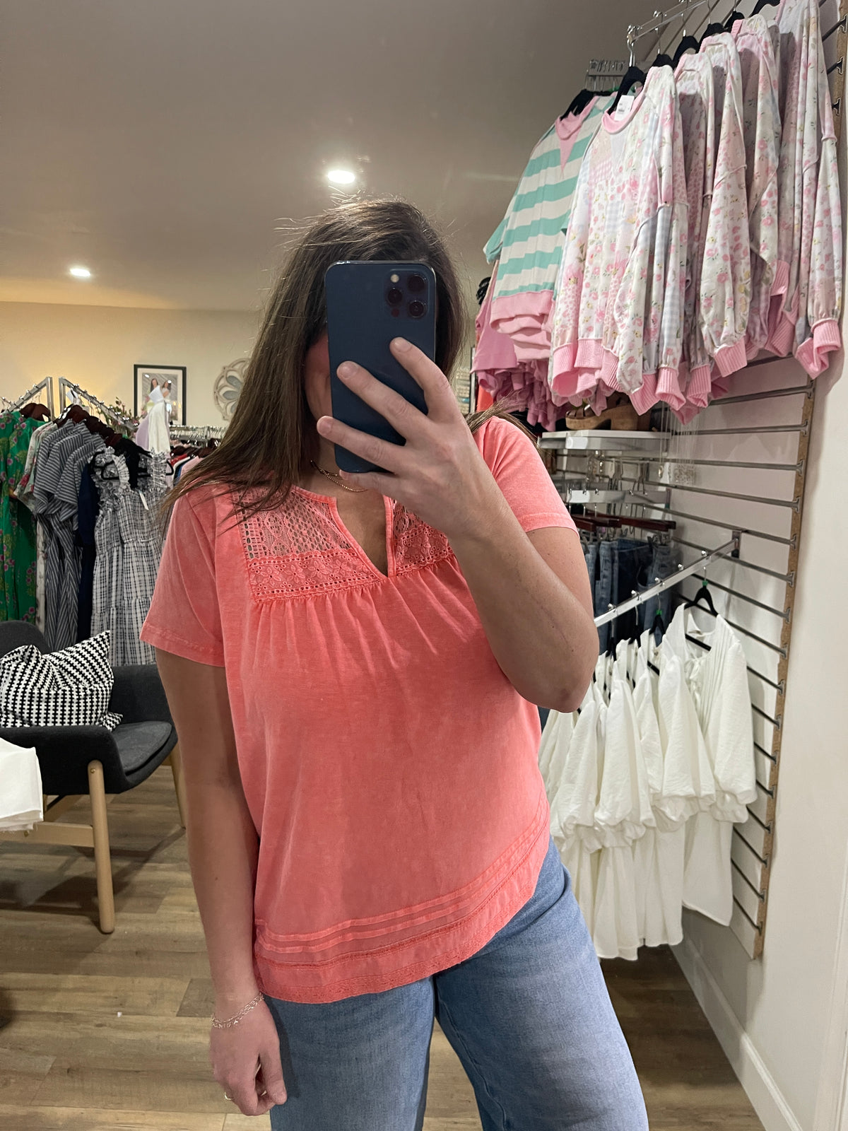 CORAL LACE TRIM MINEAL WASH KNIT TOP