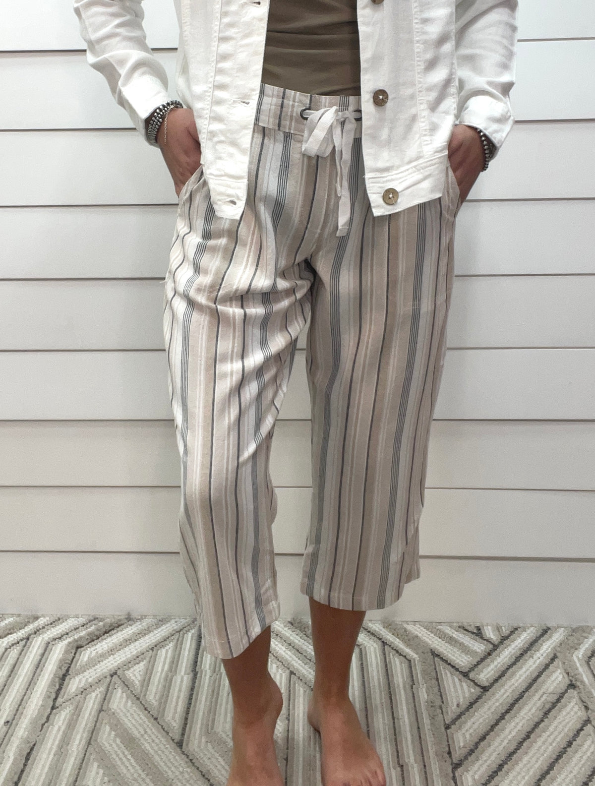 OATMEAL/KHAKI/BLACK STRIPED DRAWSTRING WAIST CAPRI