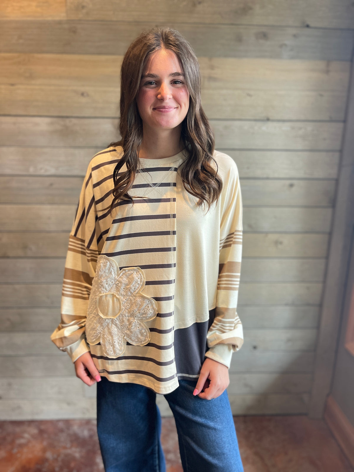 BROWN STRIPED CONTRAST KNIT TOP W/ CROCHET FLORAL DETAIL