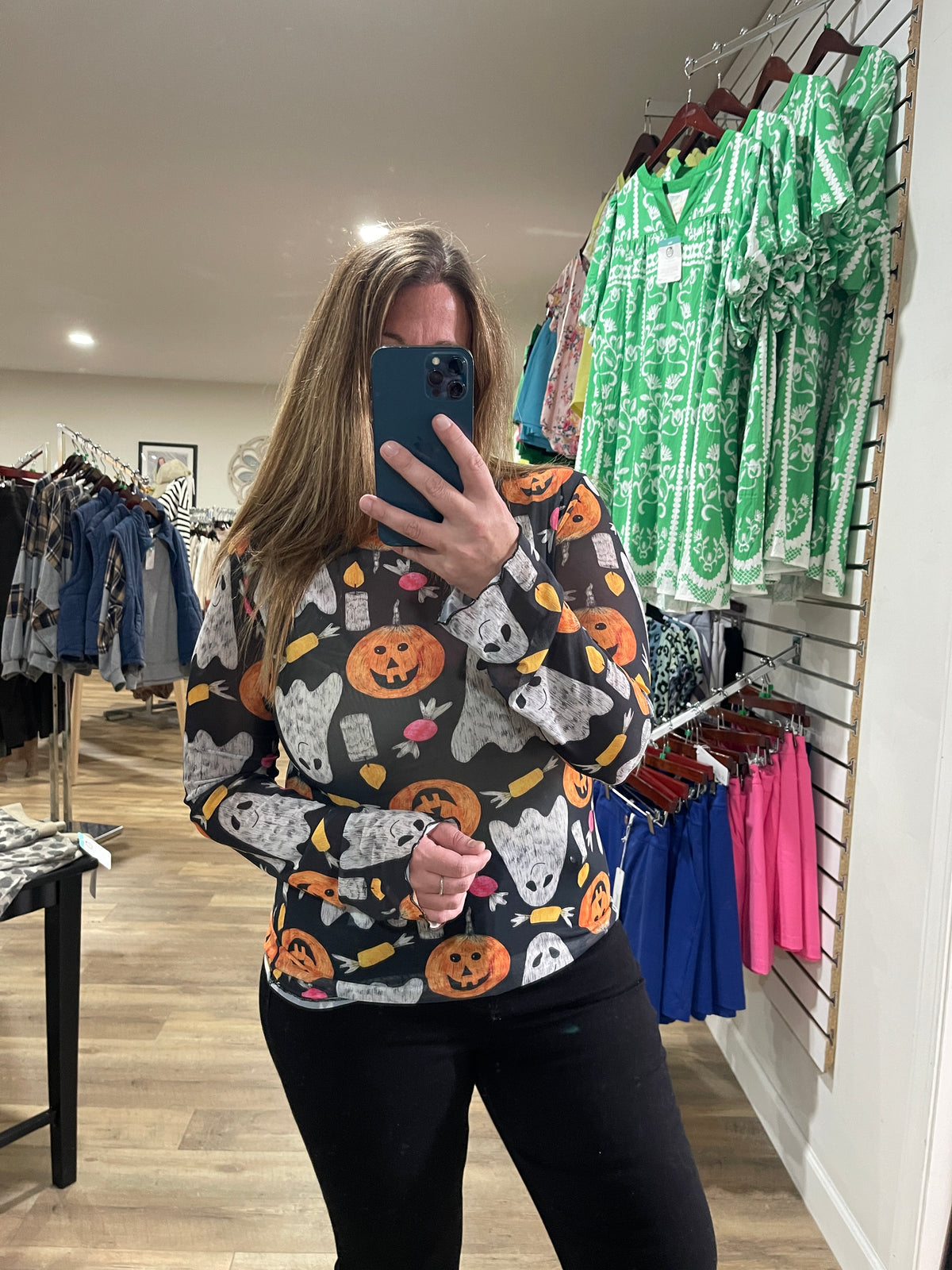 BLACK HALLOWEEN PRINT MESH TOP