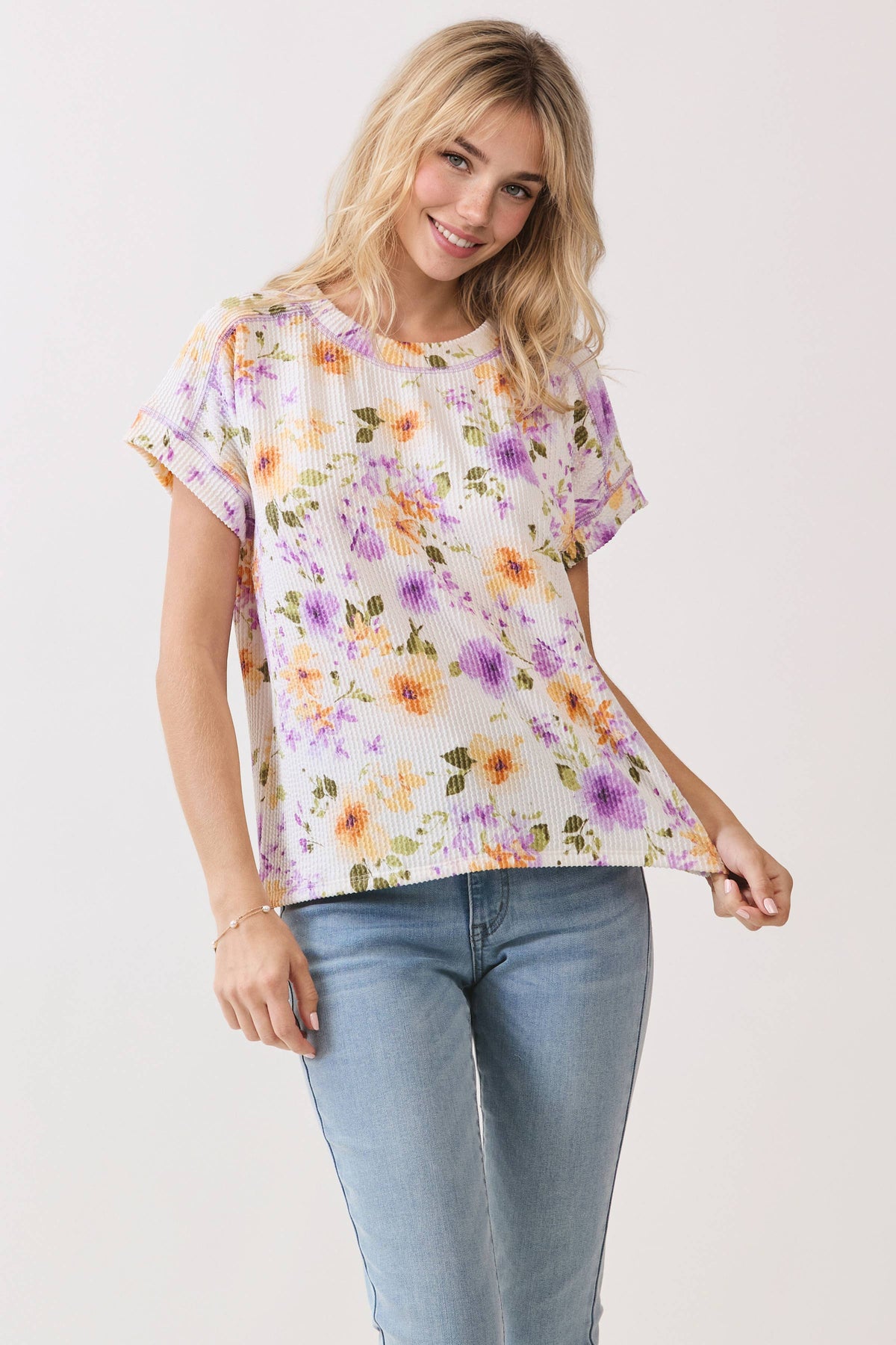 BOMBOM - TA2430 Floral Ribbed Short Sleeve Knit Top: Floral / English / S