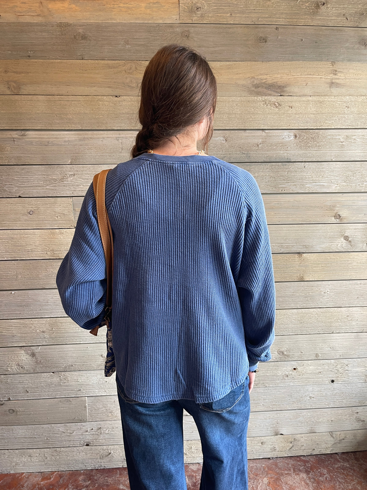 NAVY RIBBED TEXTURED HALF BUTTON TOP