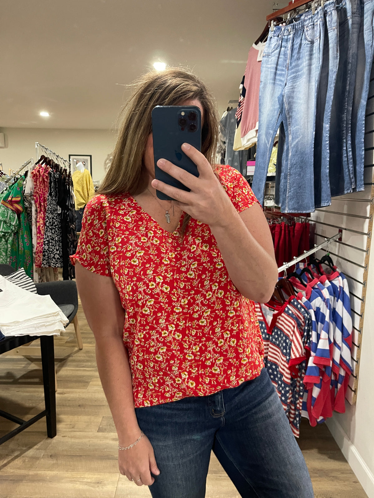 RED FLORAL WOVEN V NECK TOP